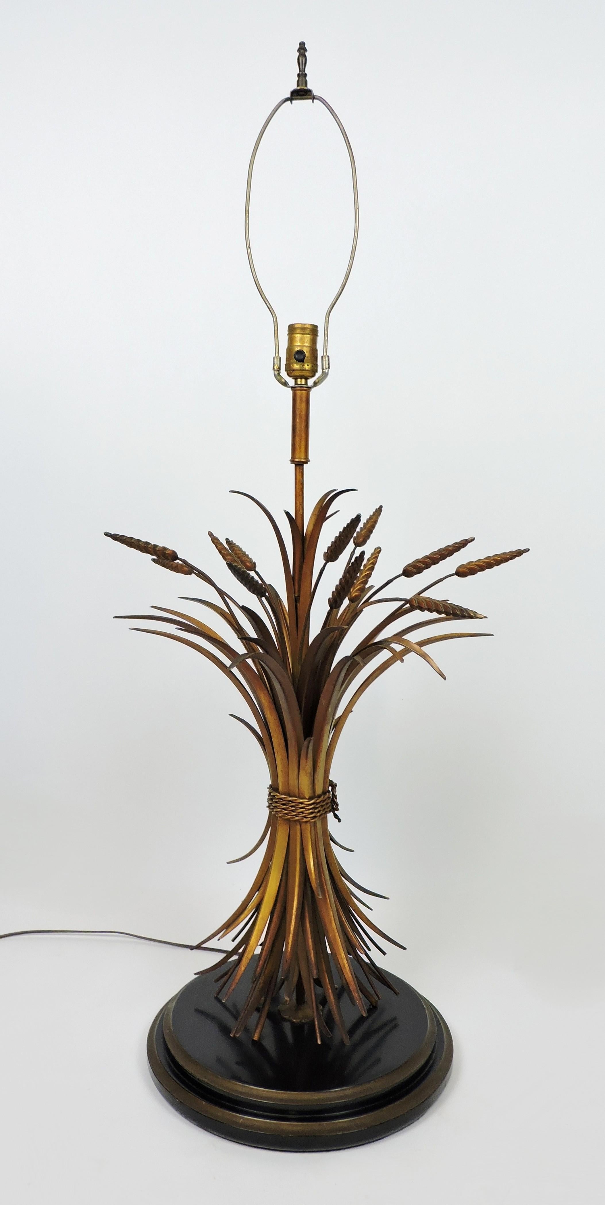 Large Mid-Century Italian Gilt Metal Sheaf of Wheat Table Lamp 5
