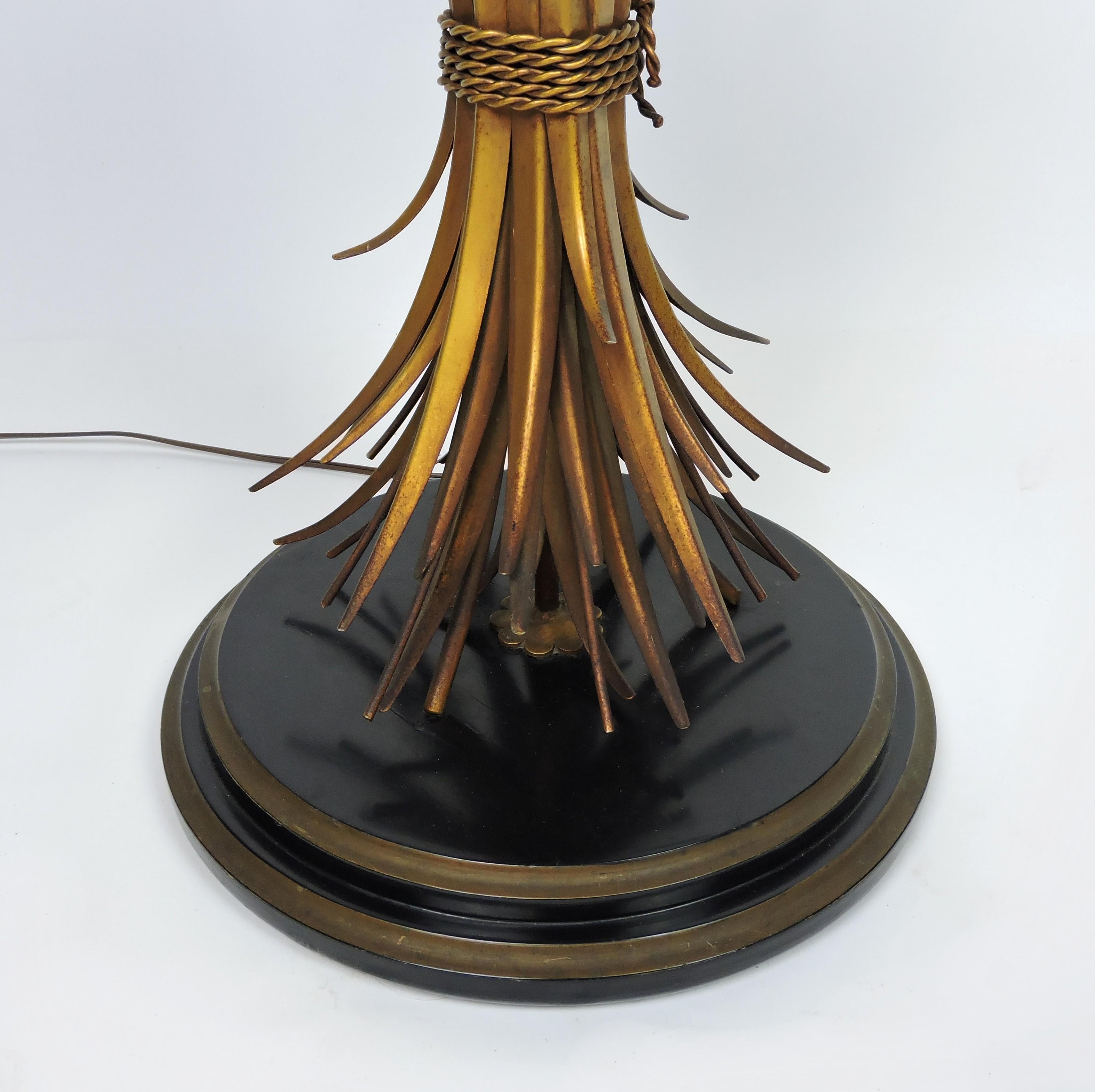 Painted Large Mid-Century Italian Gilt Metal Sheaf of Wheat Table Lamp