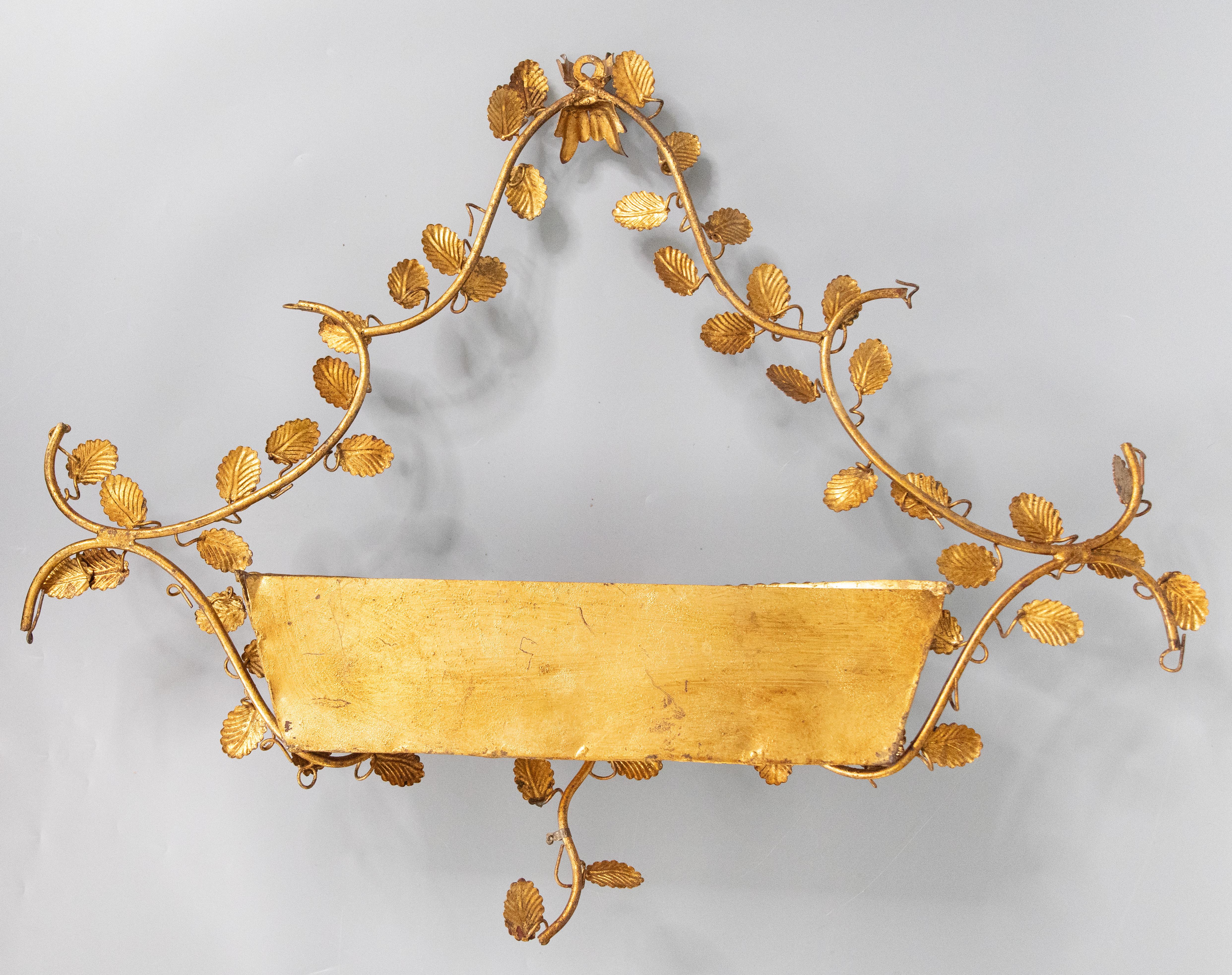 Tôle Large Mid Century Italian Gilt Tole Leaves Wall Pocket Planter For Sale