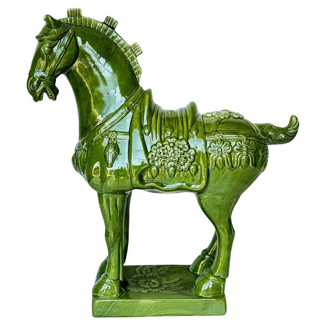 Grande sculpture ou statue de cheval en céramique verte de style italien moderne du milieu du siècle dernier en vente