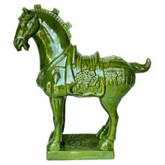 Grande sculpture ou statue de cheval en céramique verte de style italien moderne du milieu du siècle dernier