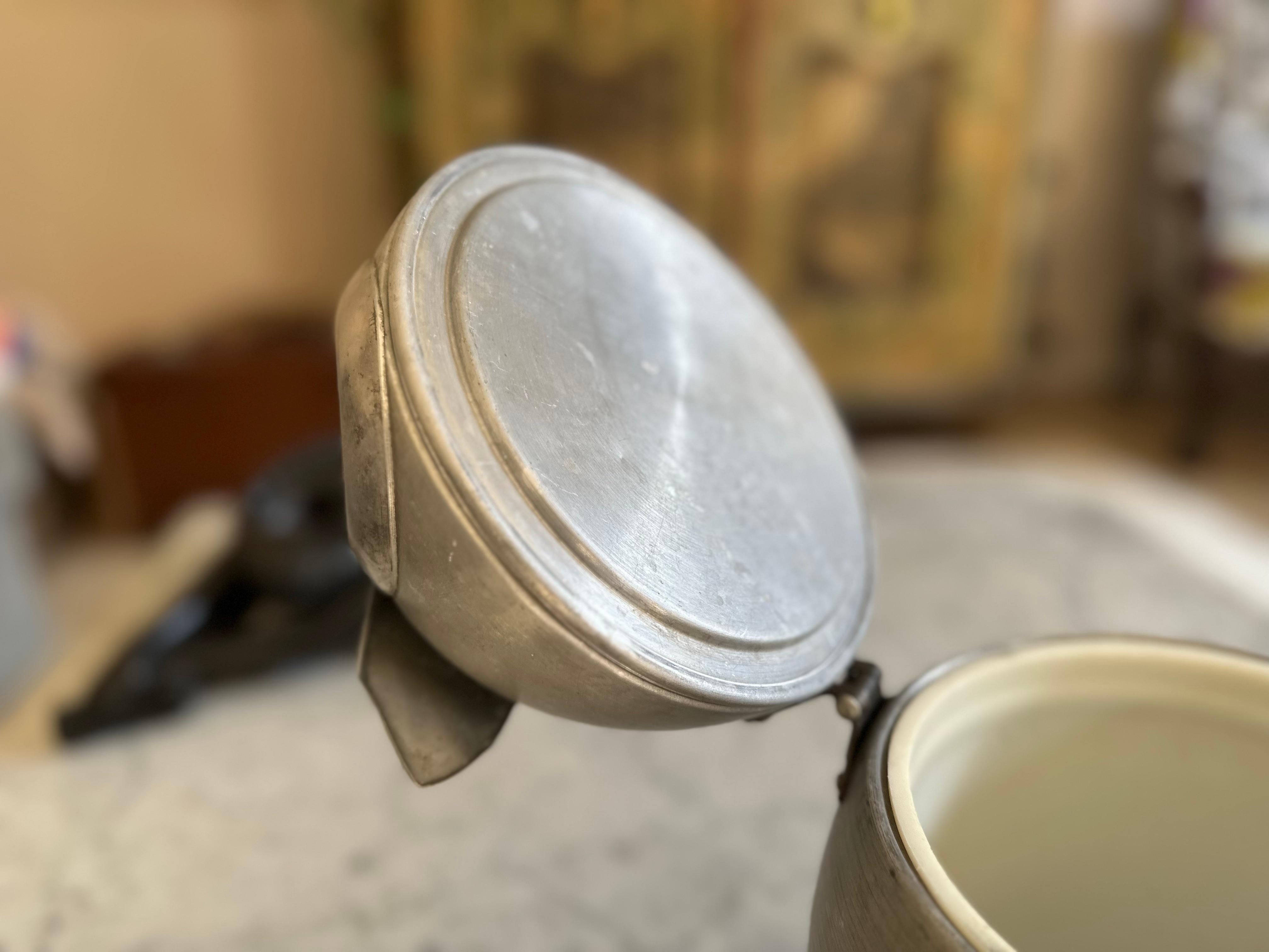 Large Mid-Century Italian Owl Ice Bucket – Brutalist Design For Sale 8