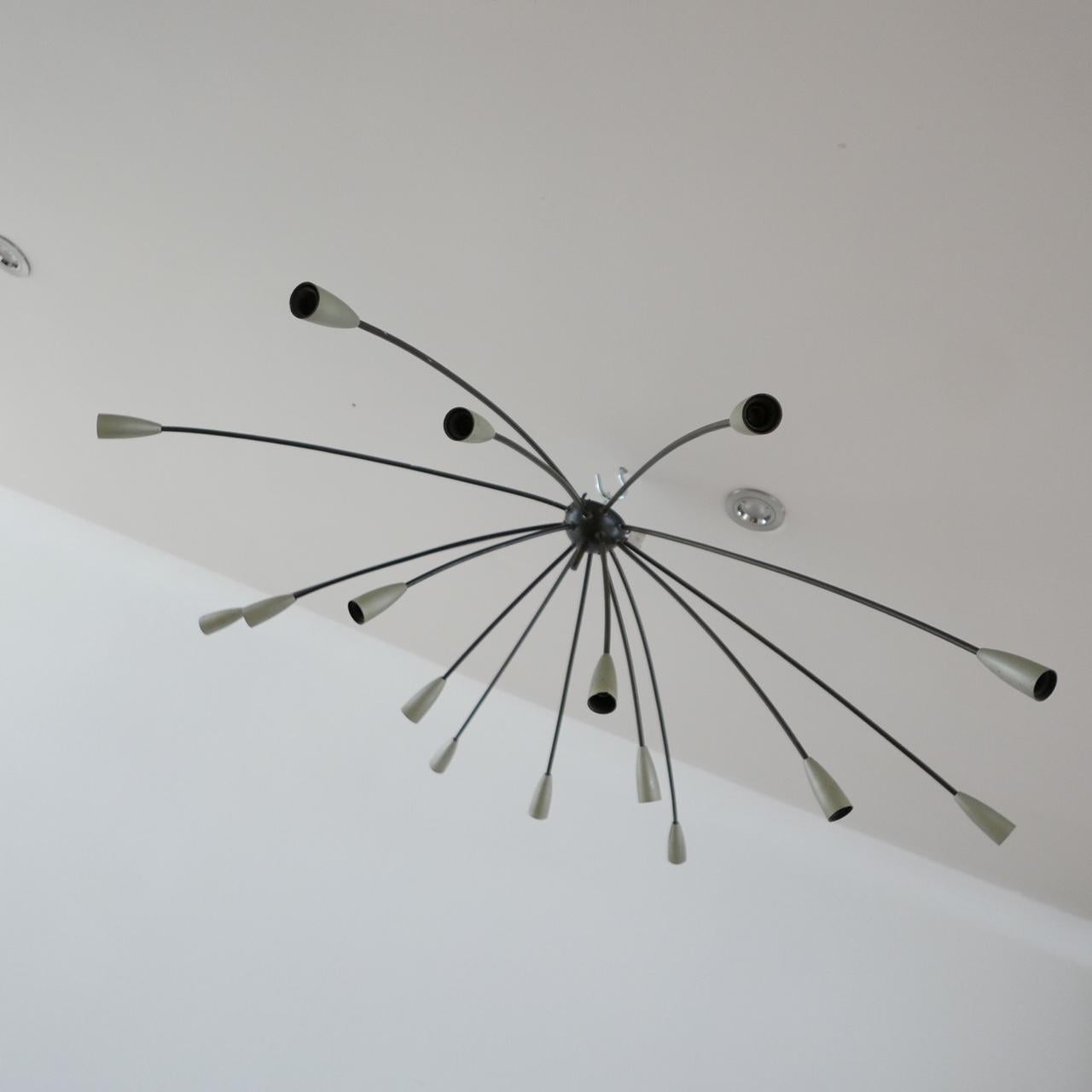 Large Mid-Century Italian 'Spider' or Starburst Ceiling Light In Good Condition In London, GB