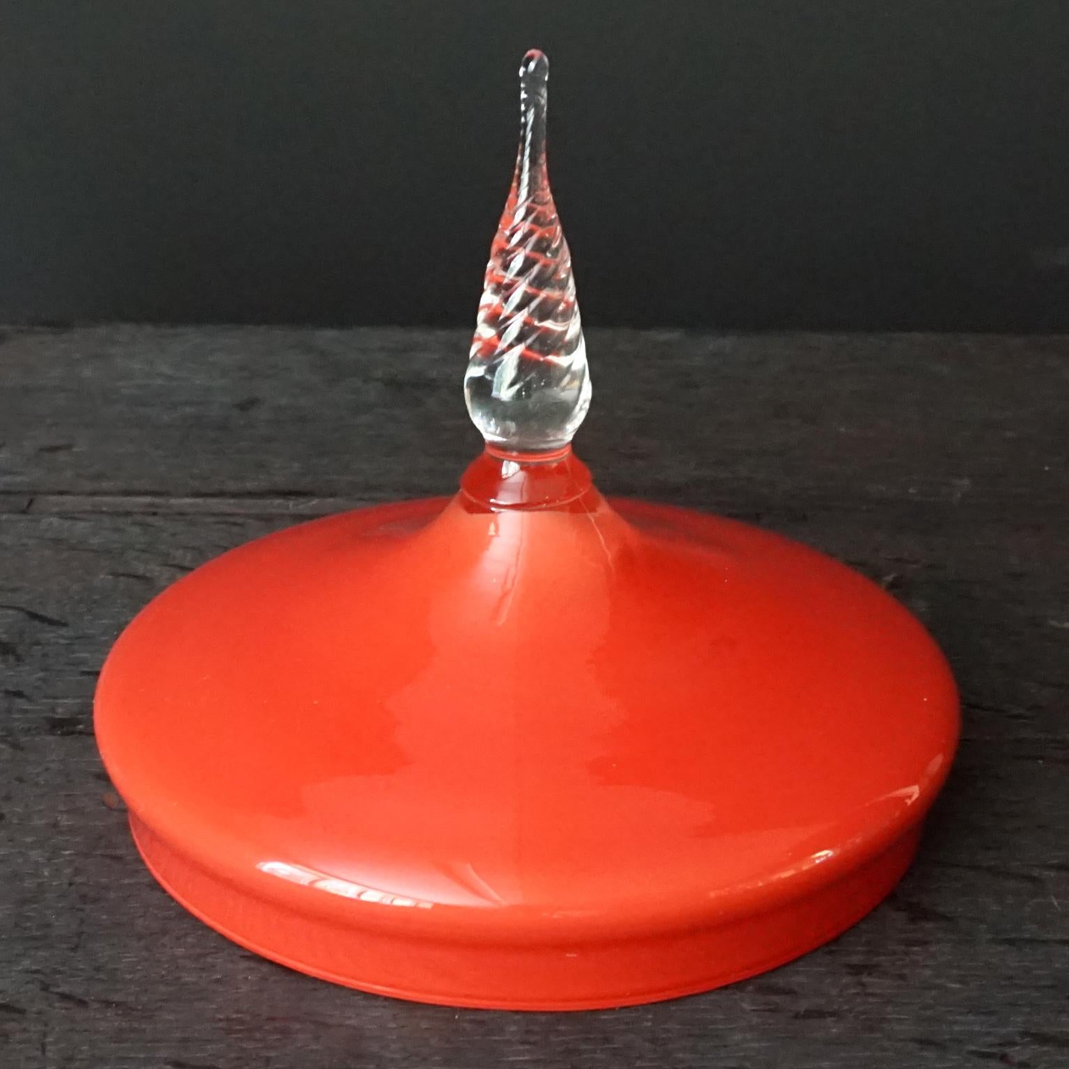Large Mid-Century Italian Tomato Red VNC Opalina di Vinci Cased Glass Candy Jar For Sale 5
