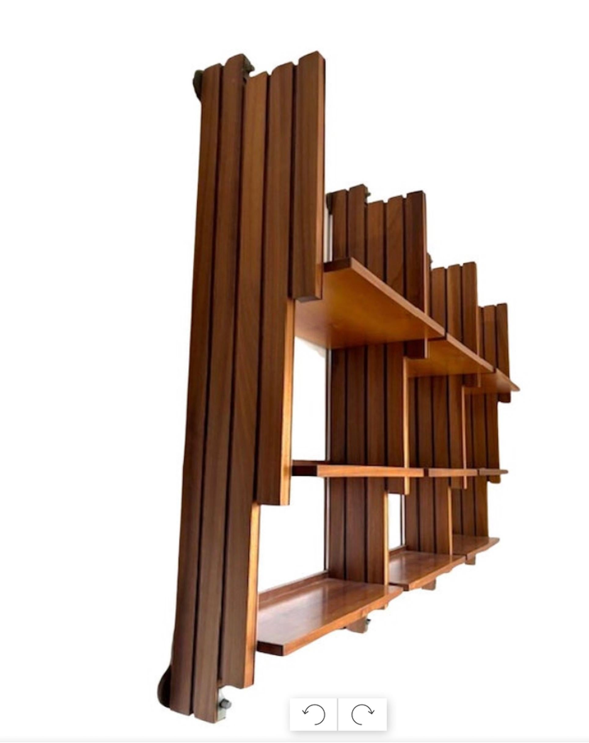 Mid-Century Modern Large Mid-Century Italian Wooden Hanging Bookcase, Italy, 1950s