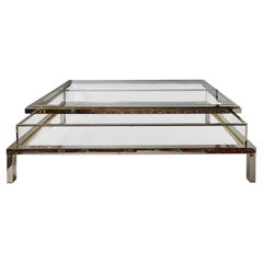 Großer Mid-Century Maison Jansen Design Couchtisch aus Messing und Glas, Showcase