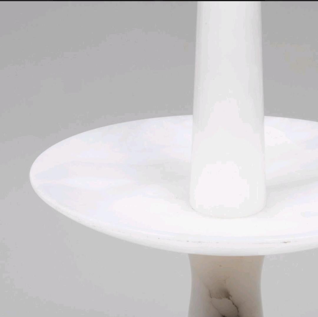 Große Marmorlampe aus der Mitte des Jahrhunderts im Zustand „Gut“ im Angebot in Hudson, NY