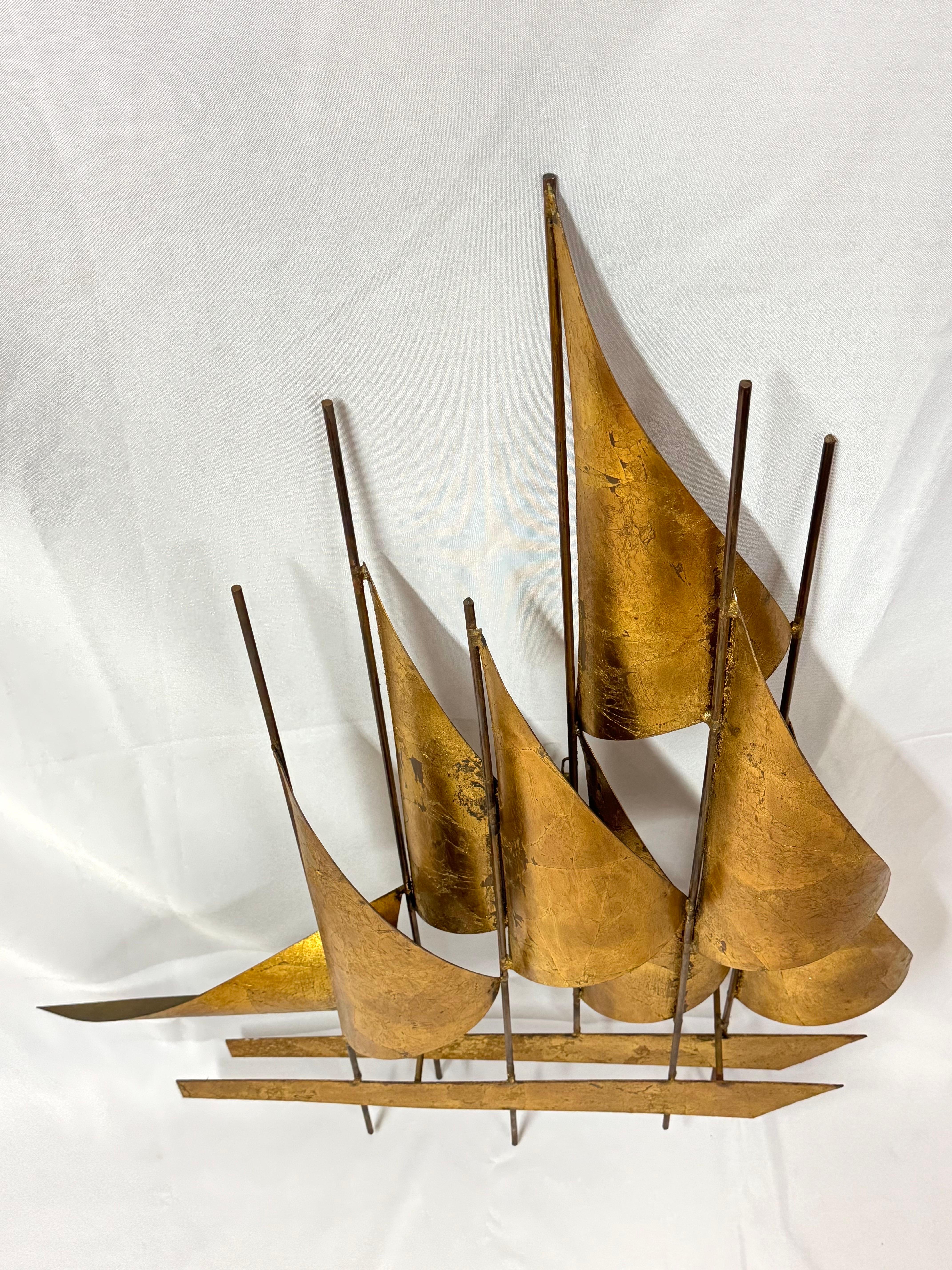 Gran escultura de metal de mediados de siglo de un velero Metal en venta