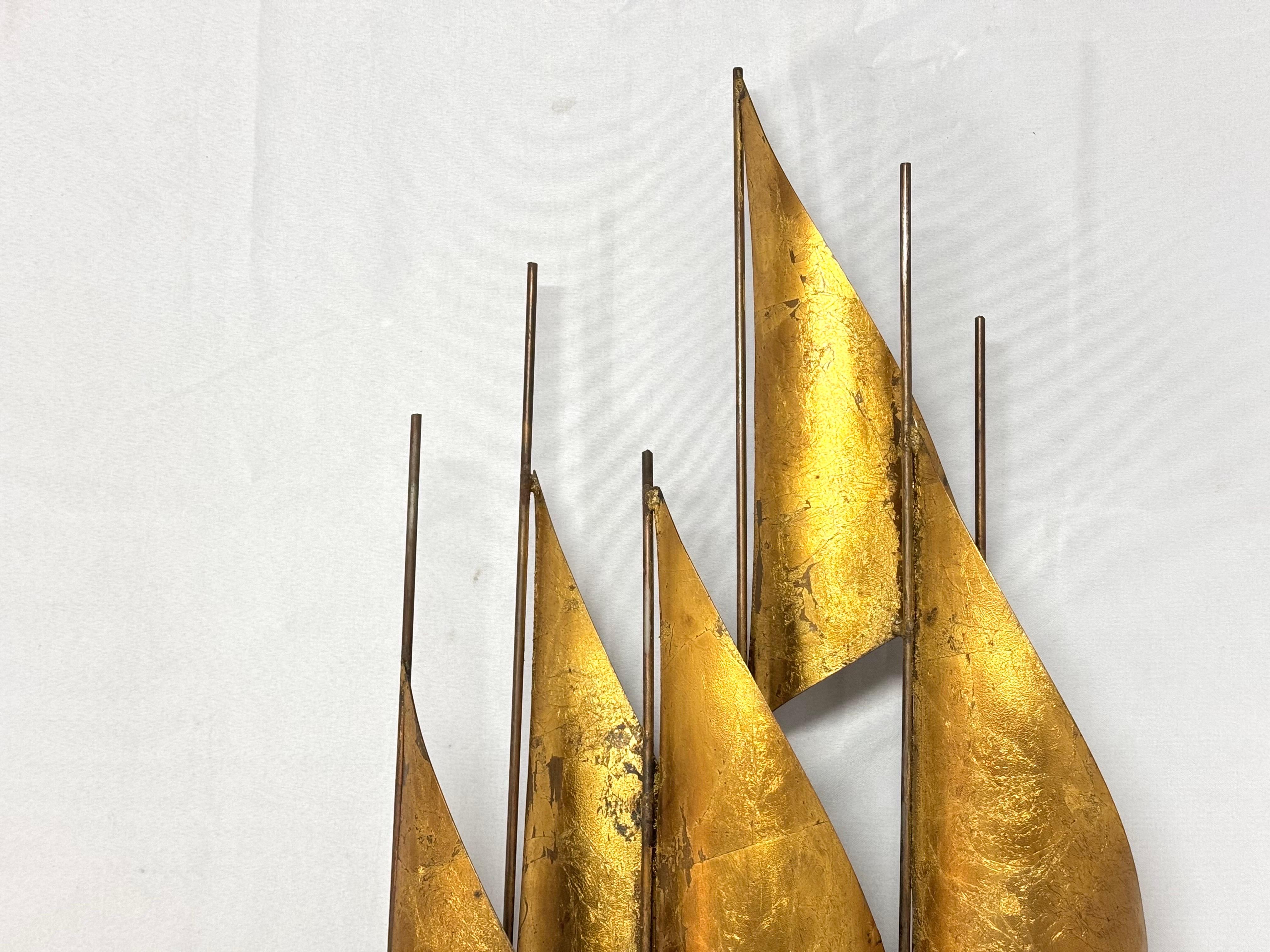 Gran escultura de metal de mediados de siglo de un velero en venta 2