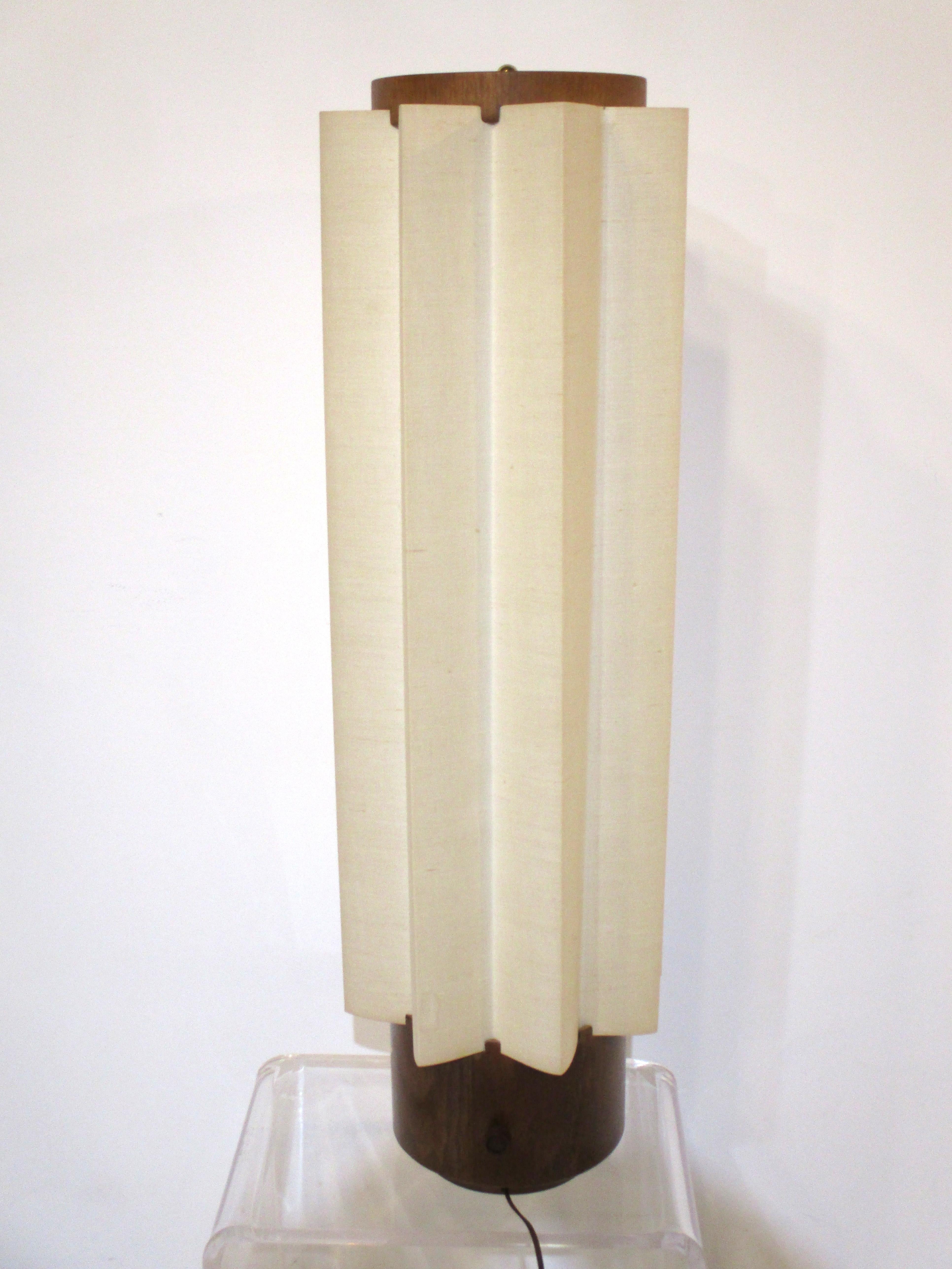 Large Mid Century Modeline / Keal / Pearsall Styled Table Lamp 4