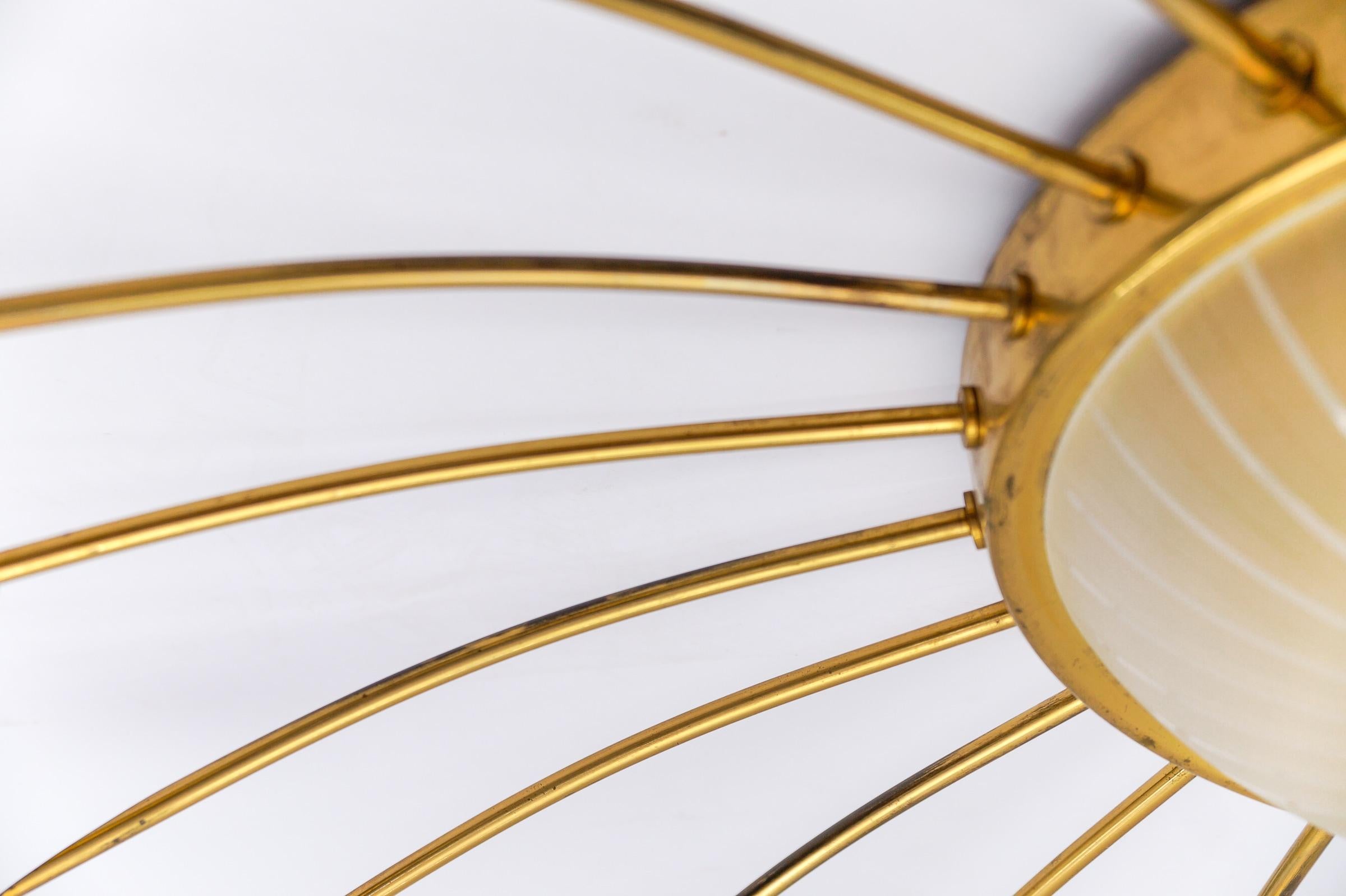 Grande lampe Sputnik Modern à 12 bras en laiton et verre, Allemagne, années 1950 en vente 10