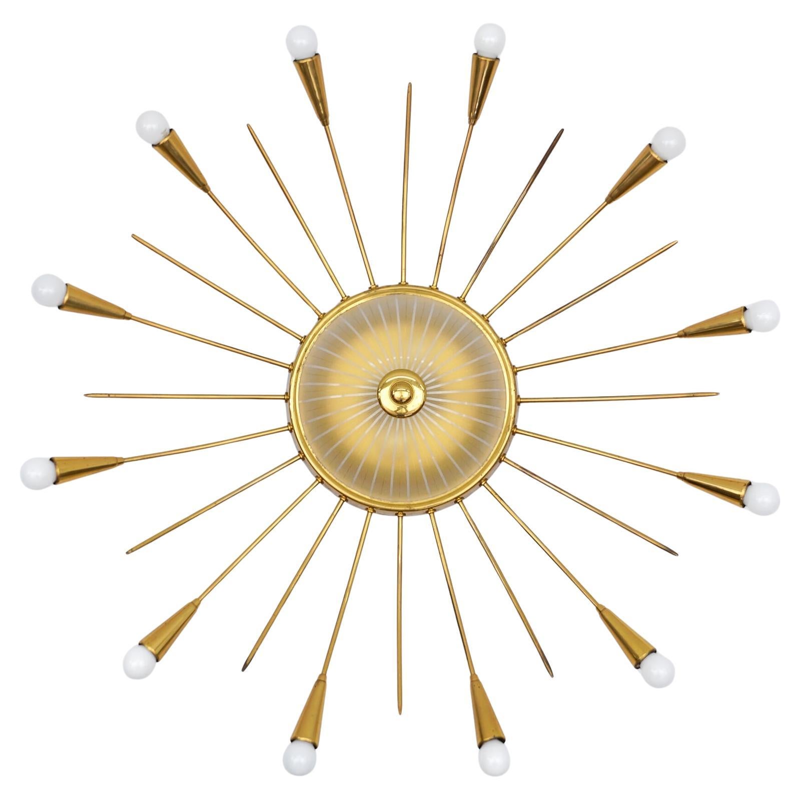 Grande lampe Sputnik Modern à 12 bras en laiton et verre, Allemagne, années 1950 en vente