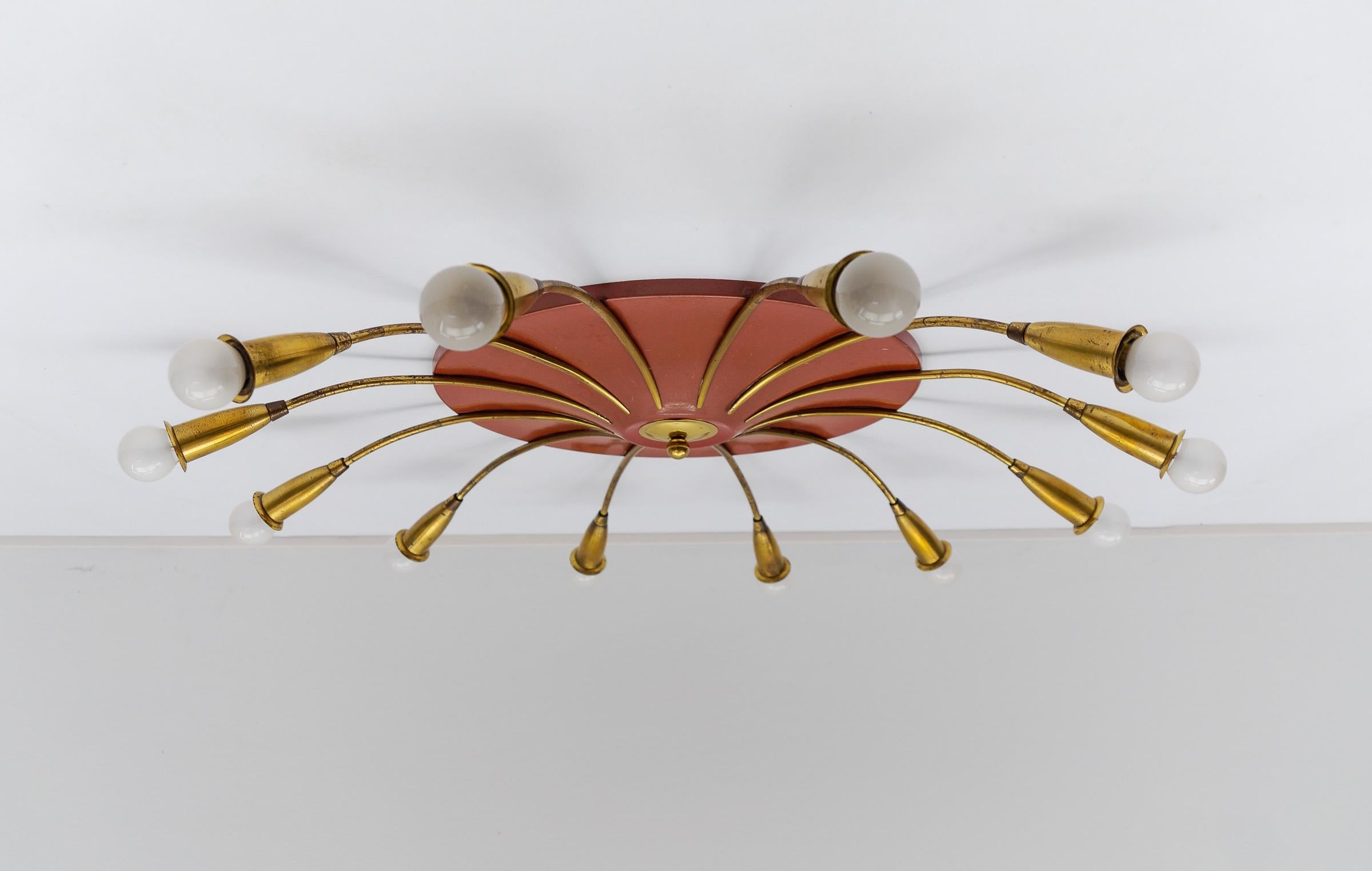 Große 12-armige Mid-Century-Modern-Sputnik-Lampe aus Messing, Deutschland, 1950er Jahre im Zustand „Gut“ in Nürnberg, Bayern