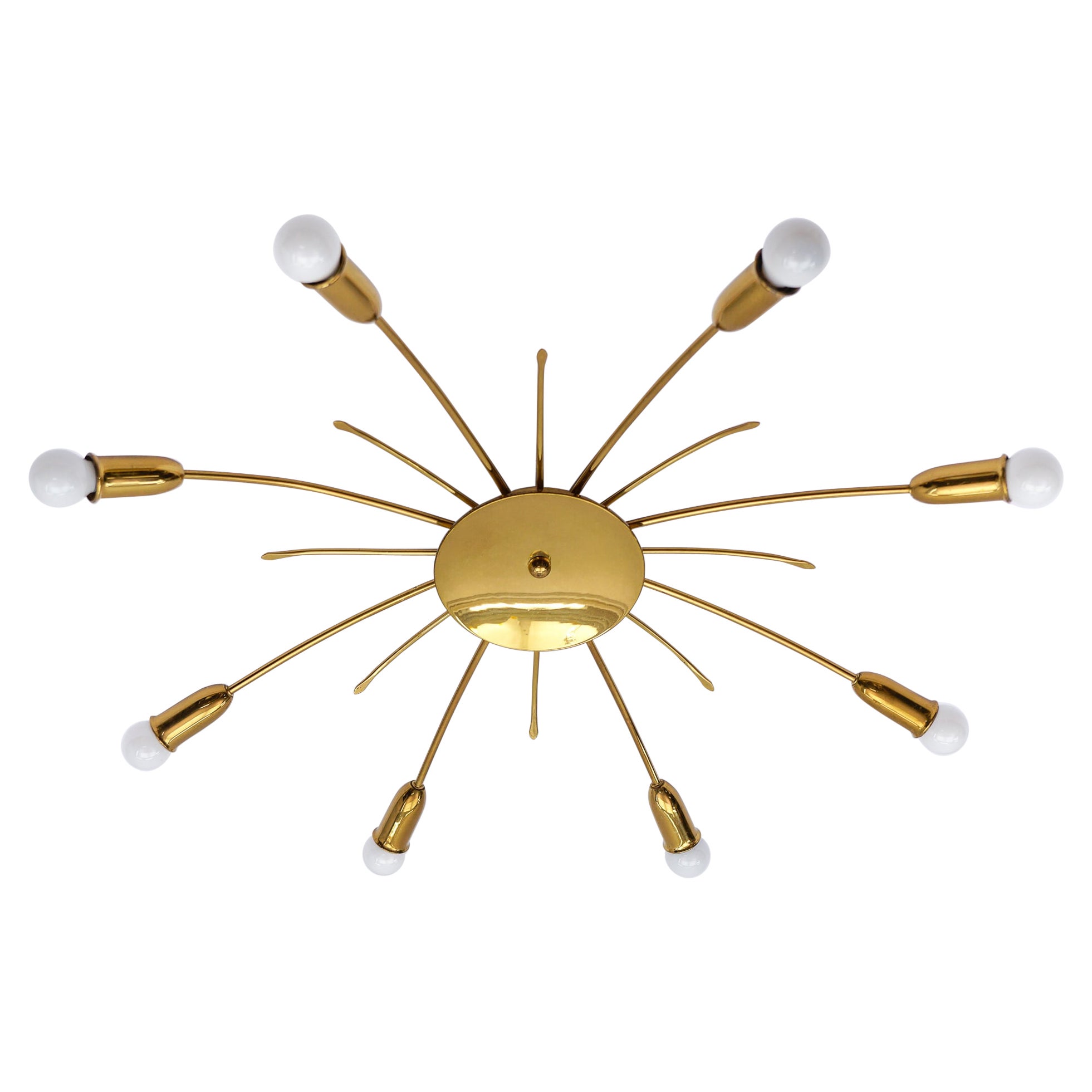 Gran lámpara Sputnik de latón de 8 brazos de la modernidad de mediados de siglo, Alemania, años 50 en venta