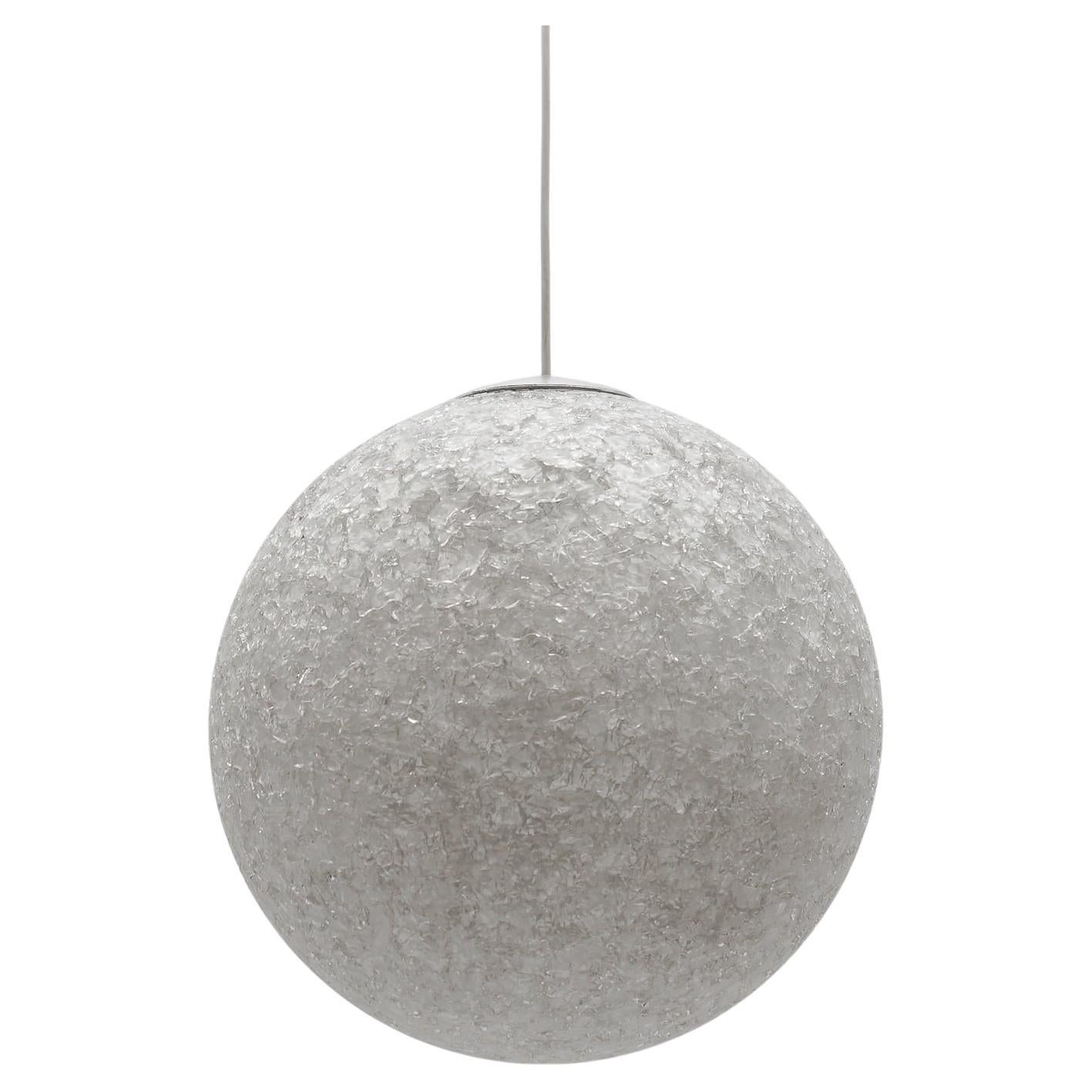 Gran lámpara de bola acrílica moderna de mediados de siglo "Luna", años 60 Alemania