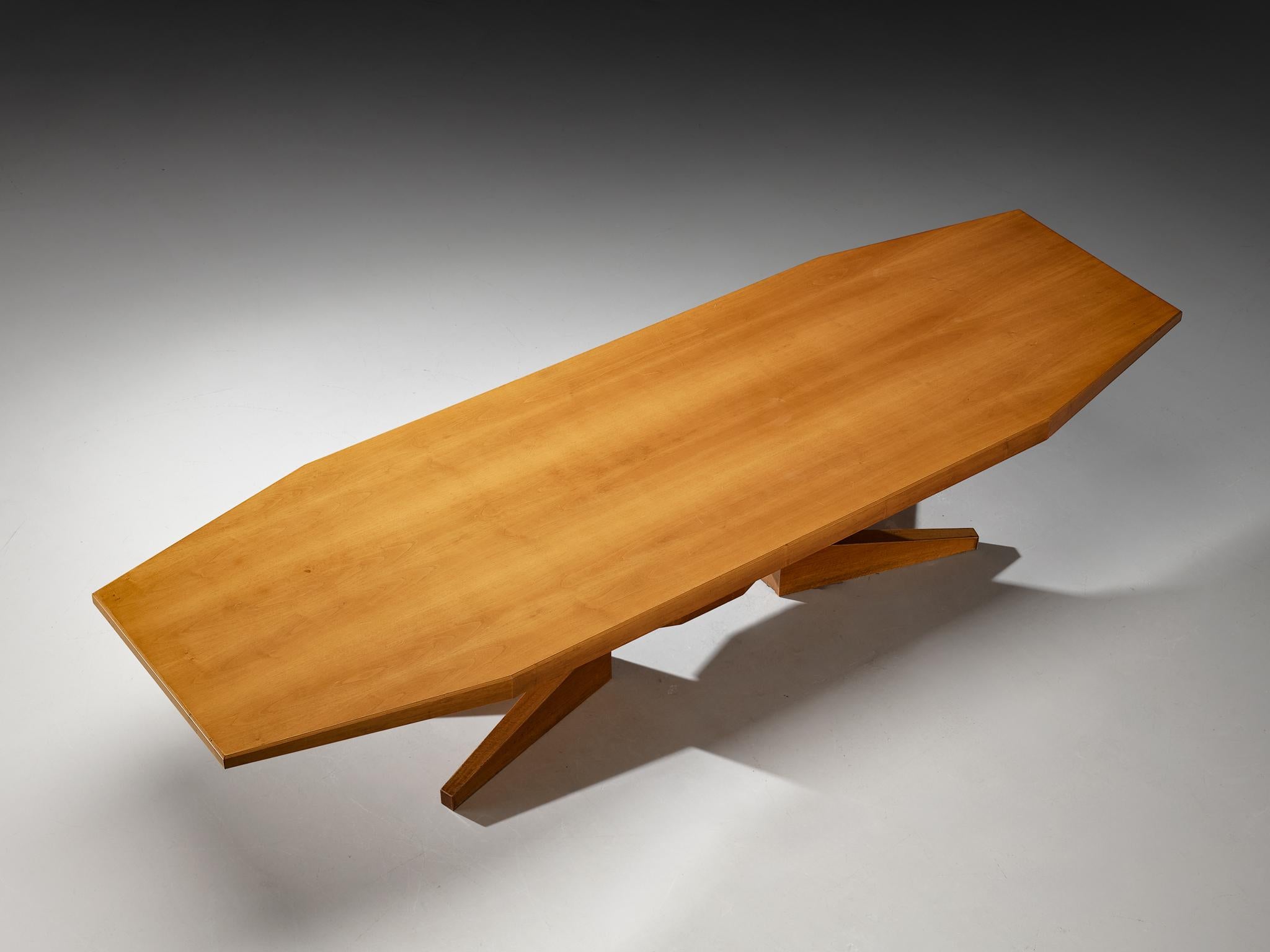 Large Mid-Century Modern Architectural Dining or Conference Table in Walnut In Good Condition For Sale In Waalwijk, NL