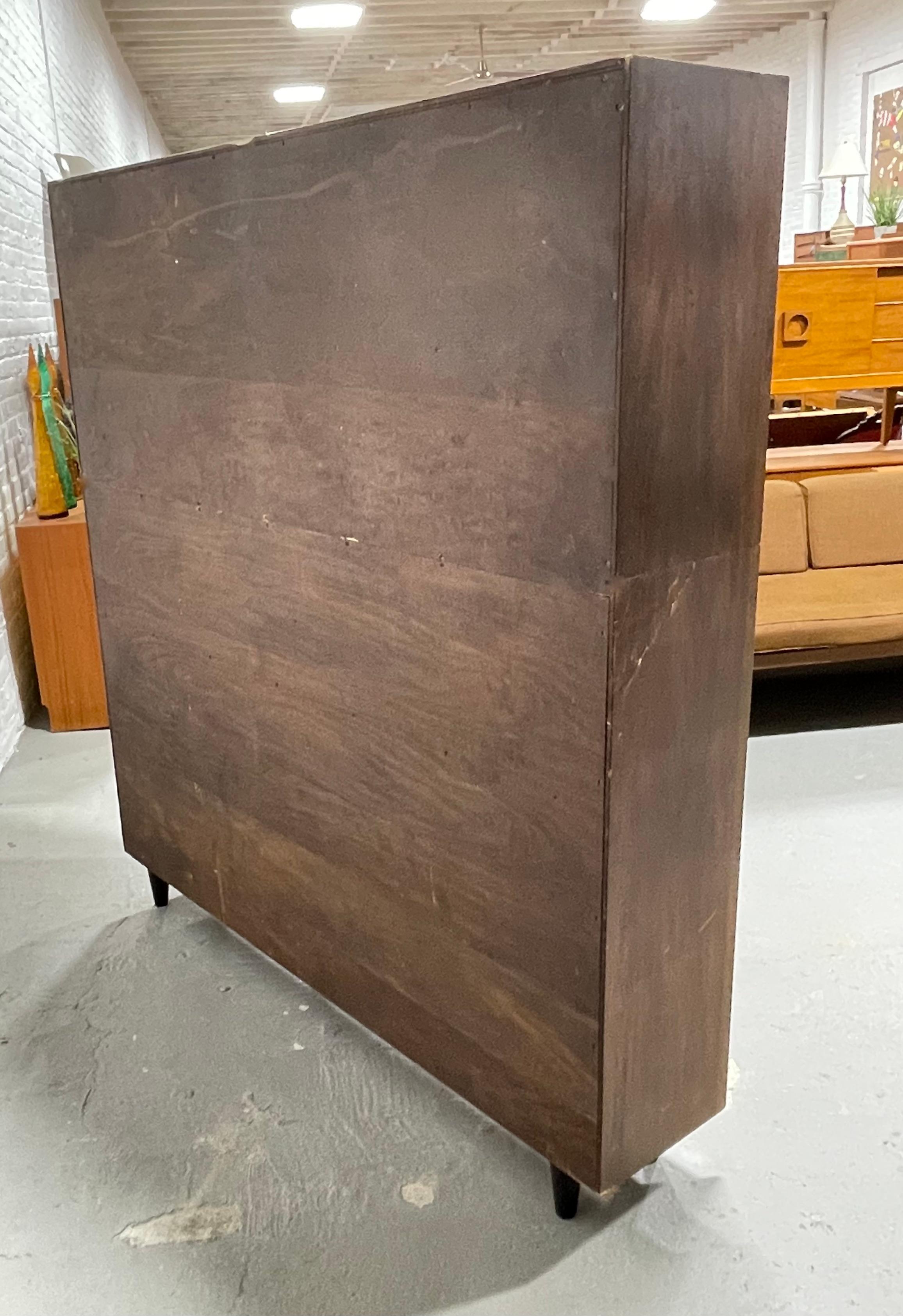Large Mid-Century Modern Bookcase by Jens Risom, circa 1960s 9