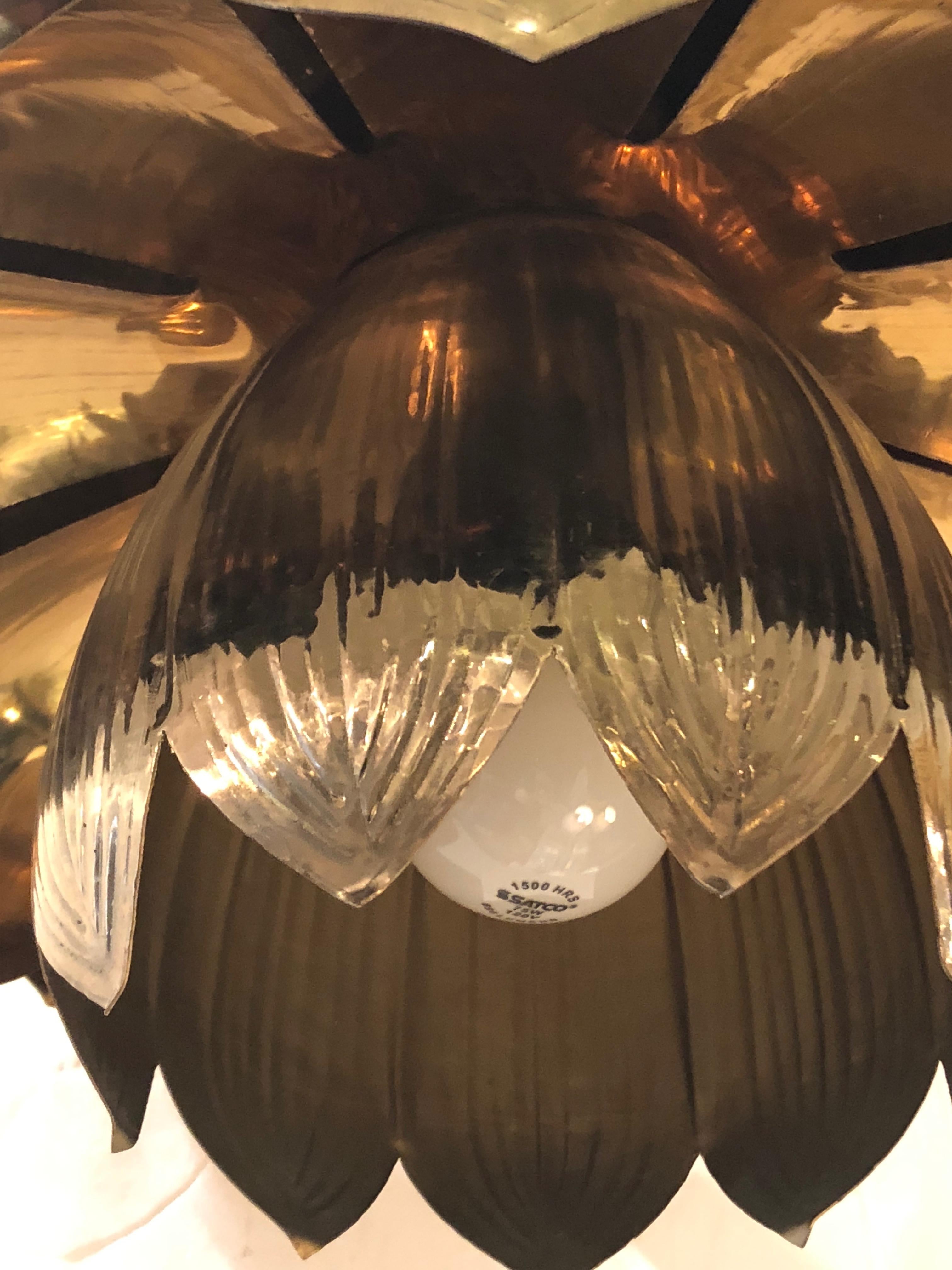 Large Mid-Century Modern Brass Lotus Flower Chandelier Pendant In Good Condition In Hopewell, NJ