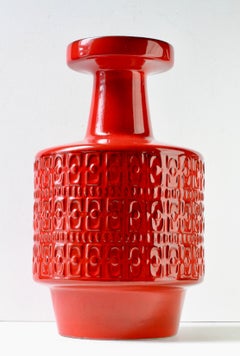 Grand vase de sol de style « Mid-Century Modern » rouge vif, fabriqué par Fohr Pottery en Allemagne de l'Ouest dans les années 1970