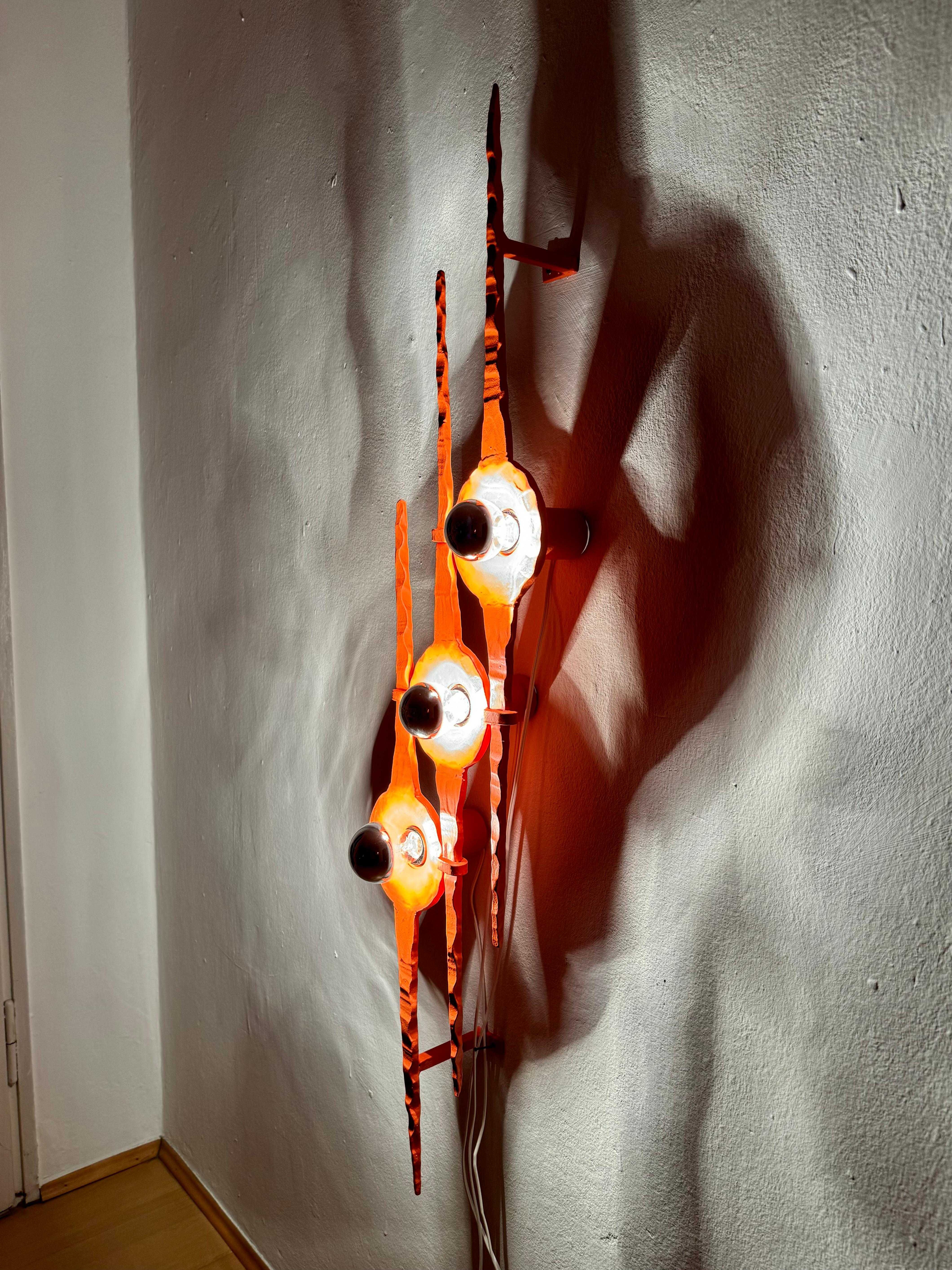 Große brutalistische Wandleuchte oder Eisenskulptur, Mid-Century Modern im Angebot 3