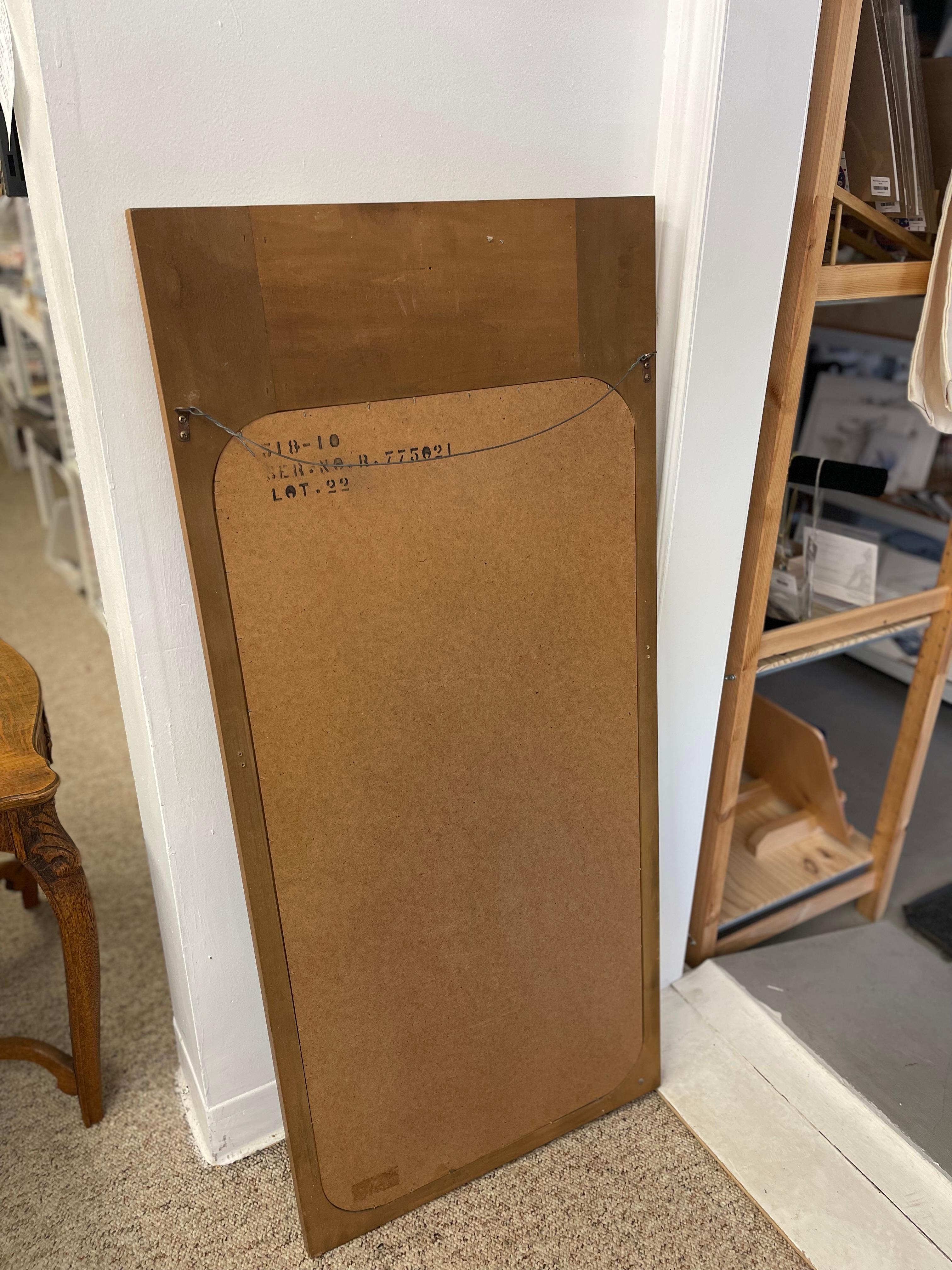 Gran espejo de pared moderno de mediados de siglo en madera de burl, de Milo Baughman para Lane. en venta 2