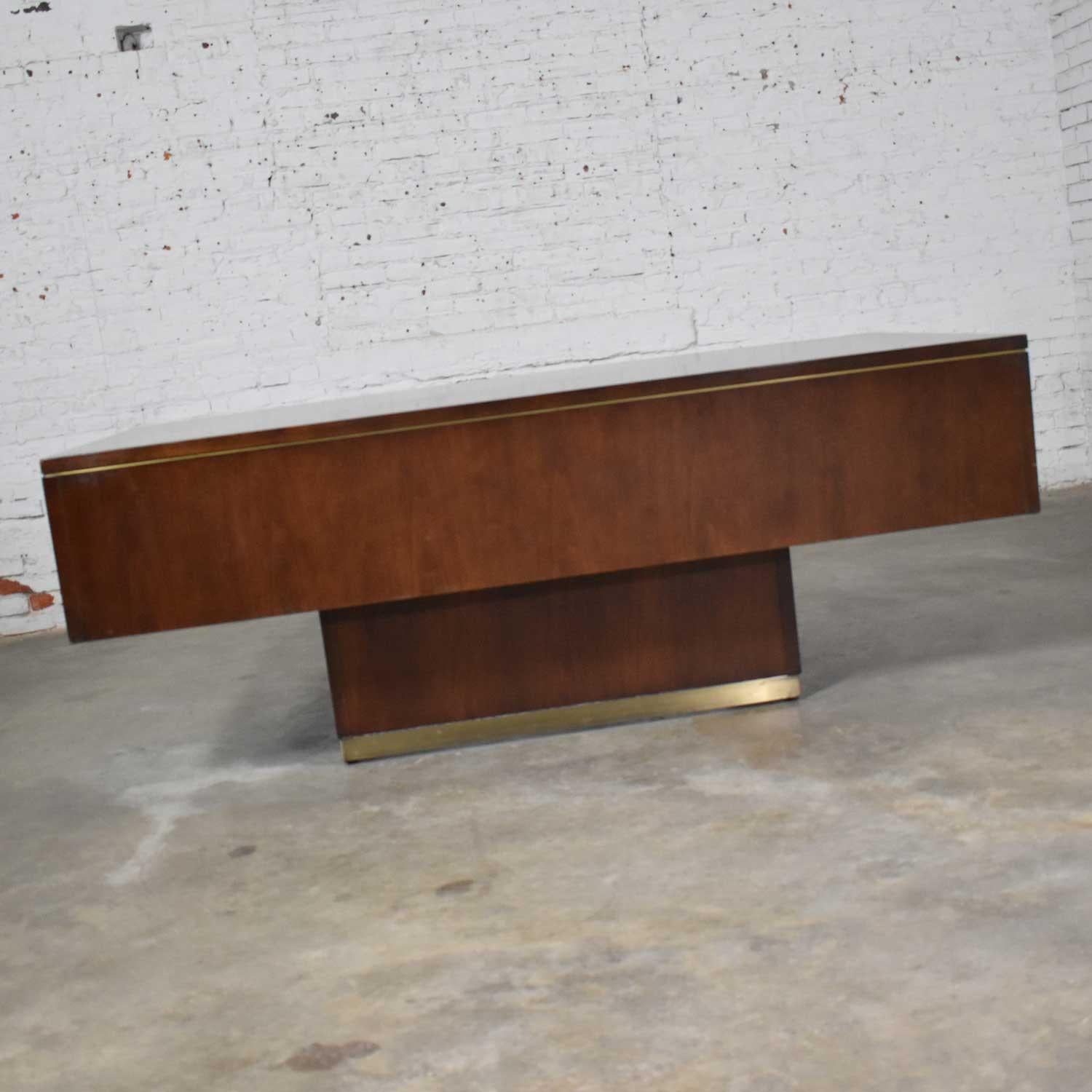 Large Mid-Century Modern Cantilever Executive Desk & Credenza by Myrtle Desk Co. 9