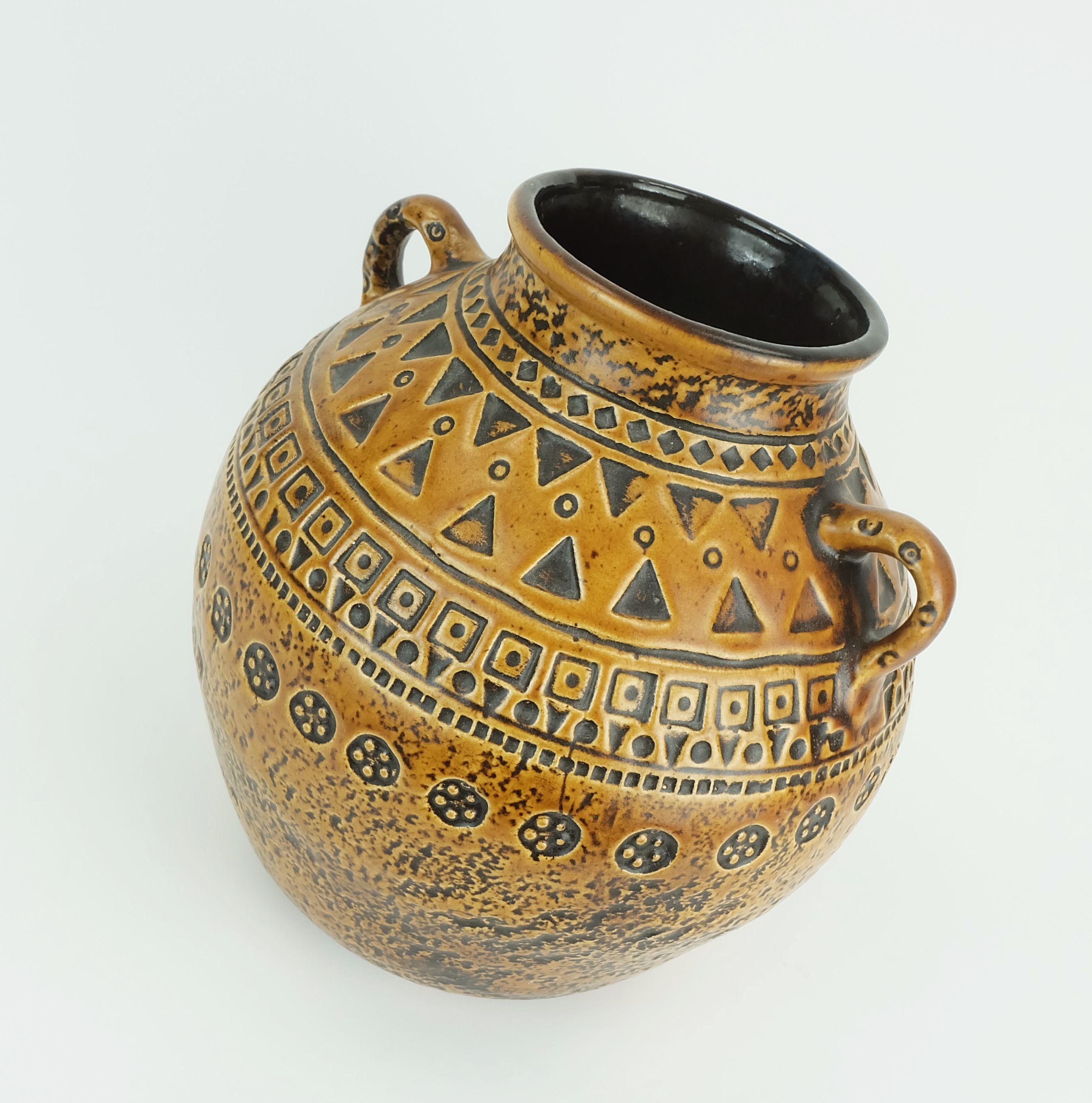 large mid century modern ceramic VASE abstract decor 1960s 70s In Good Condition For Sale In Mannheim, DE