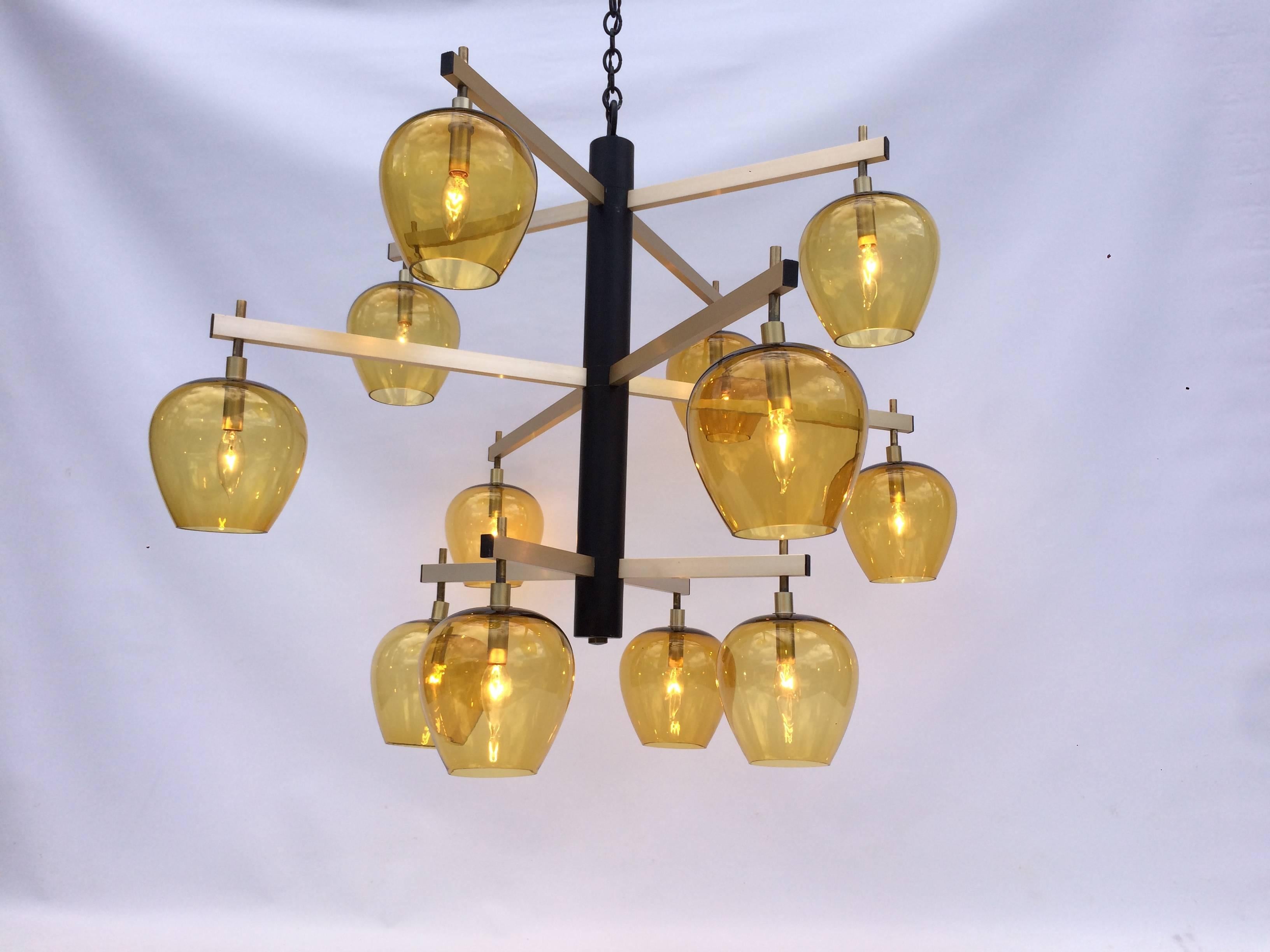 Large Mid-Century Modern Chandelier, Glass, Amber In Good Condition In Miami, FL