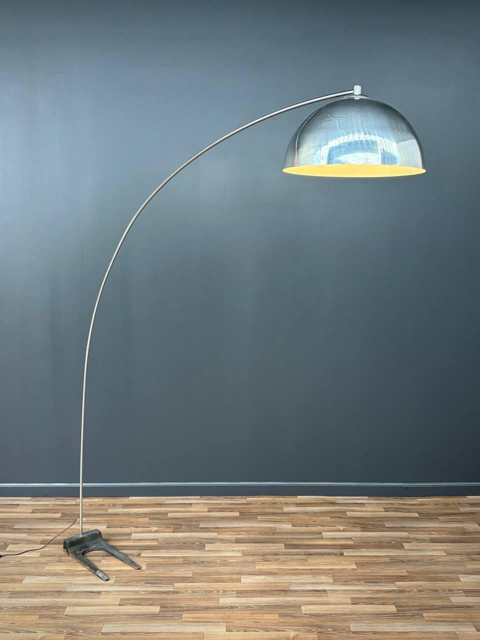 Newly Rewired

Materials: Polished Chrome, Iron Base

Dimensions: 
Lamp:
80”H x 7.75”W x 78”D
Shade:
9