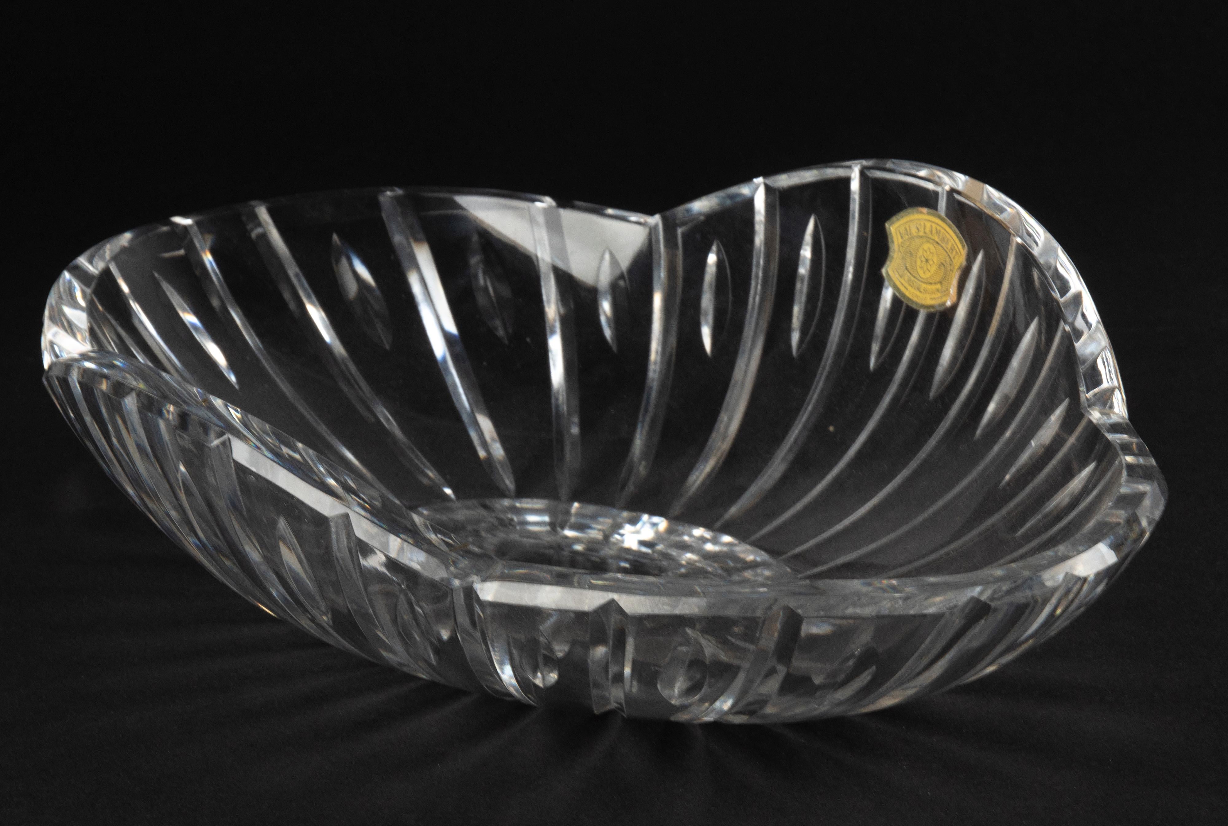 Large Mid-Century Modern Clear Crystal Bowl Made by Val Saint Lambert For Sale 8