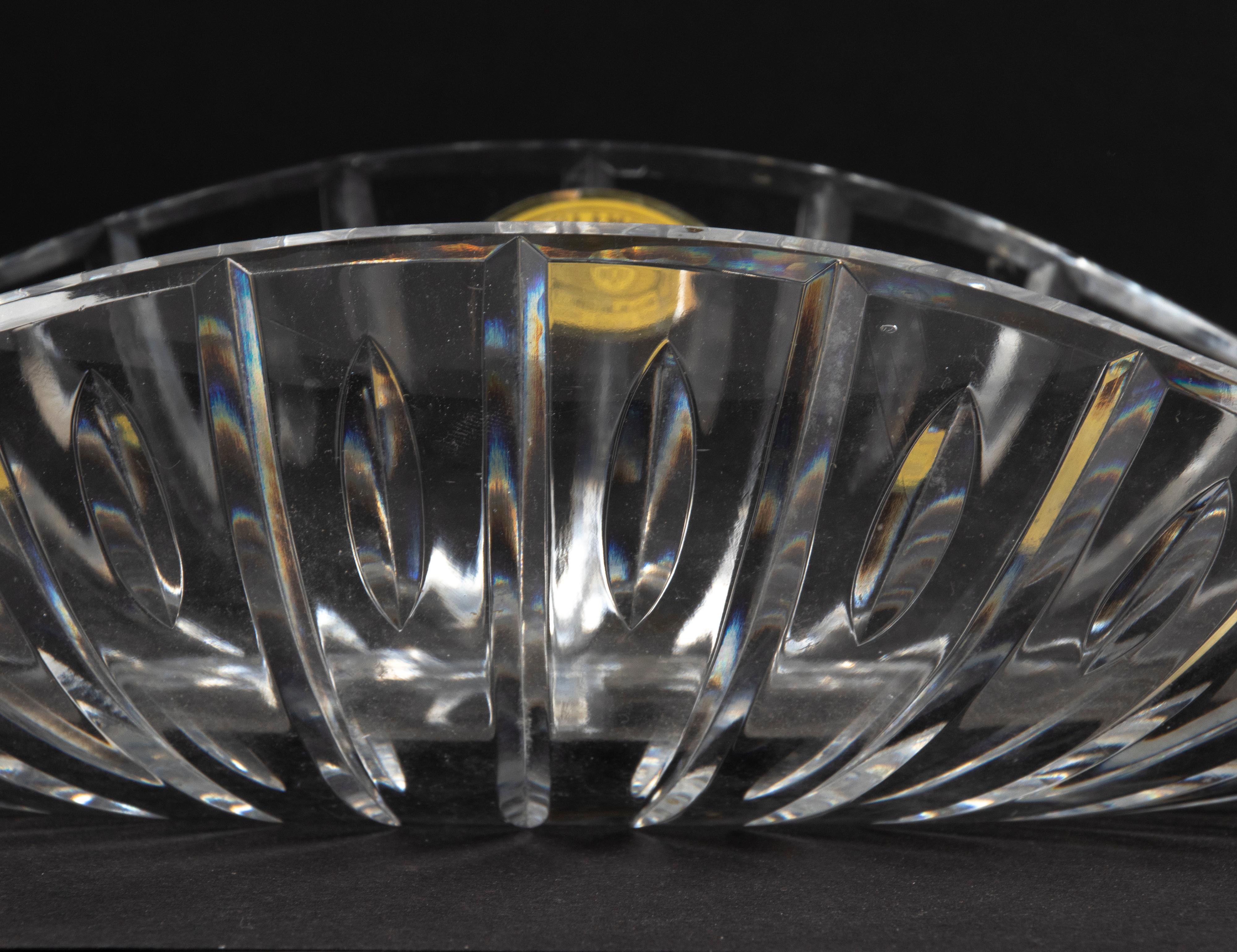 Hand-Crafted Large Mid-Century Modern Clear Crystal Bowl Made by Val Saint Lambert For Sale
