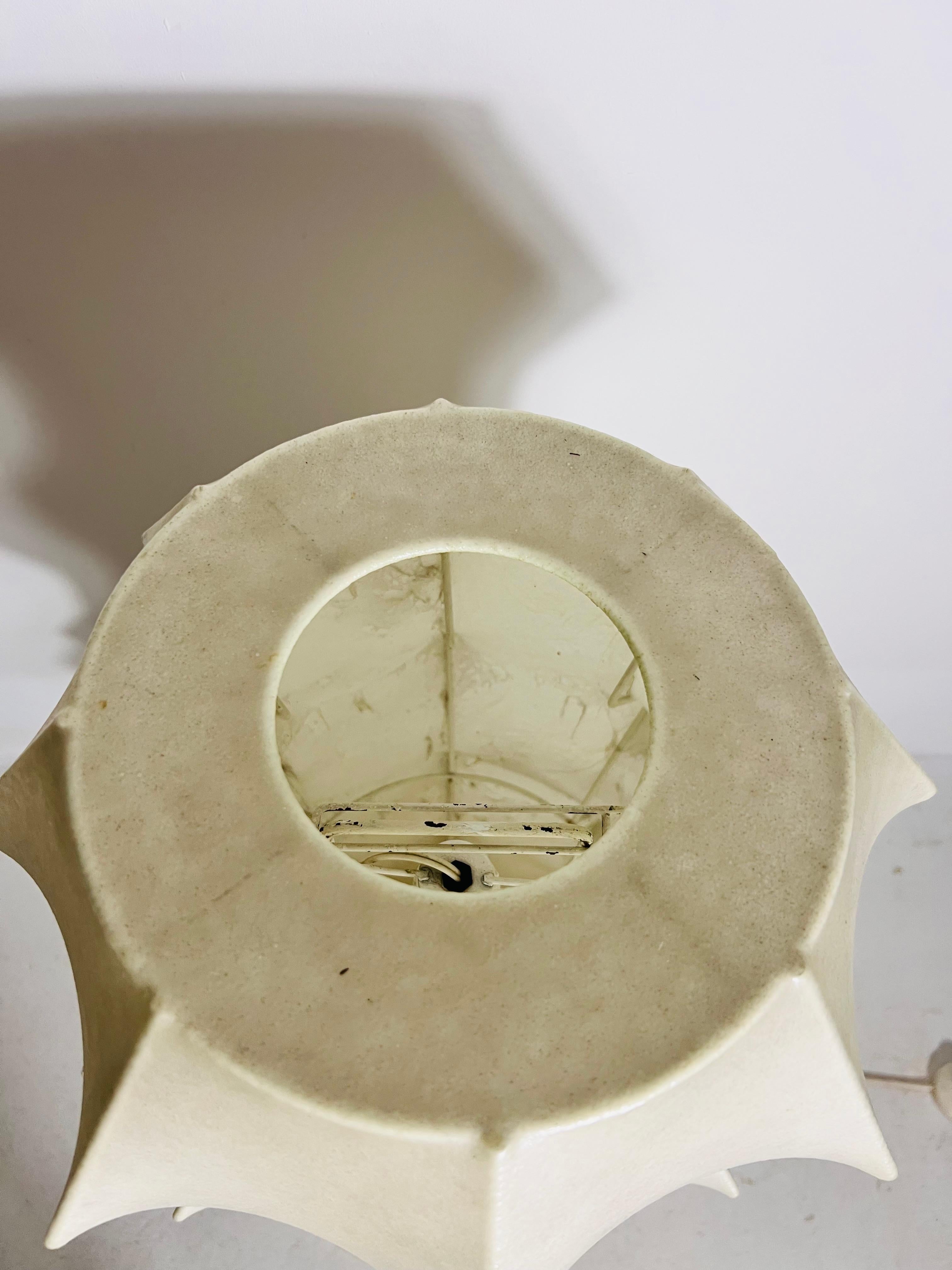 Grande lampada da terra Cocoon, metà del secolo scorso, 1960 in vendita 4