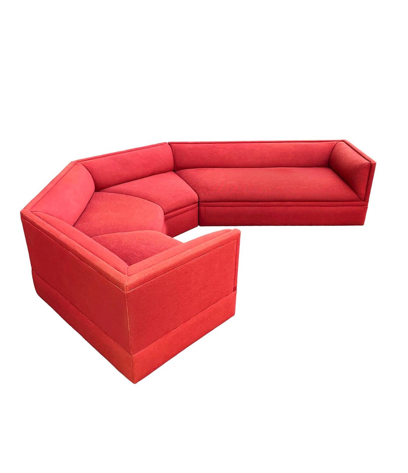 Großes, geschwungenes, unregelmäßig geformtes Mid-Century-Modern-Sofa in Regular Form von Thayer Coggin im Zustand „Gut“ im Angebot in Philadelphia, PA