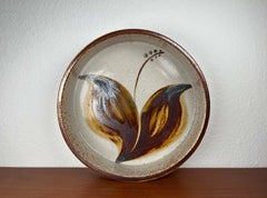 Grand bol Lilia de Studio Pottery danois moderne du milieu du siècle Haico Nitzsche Søholm