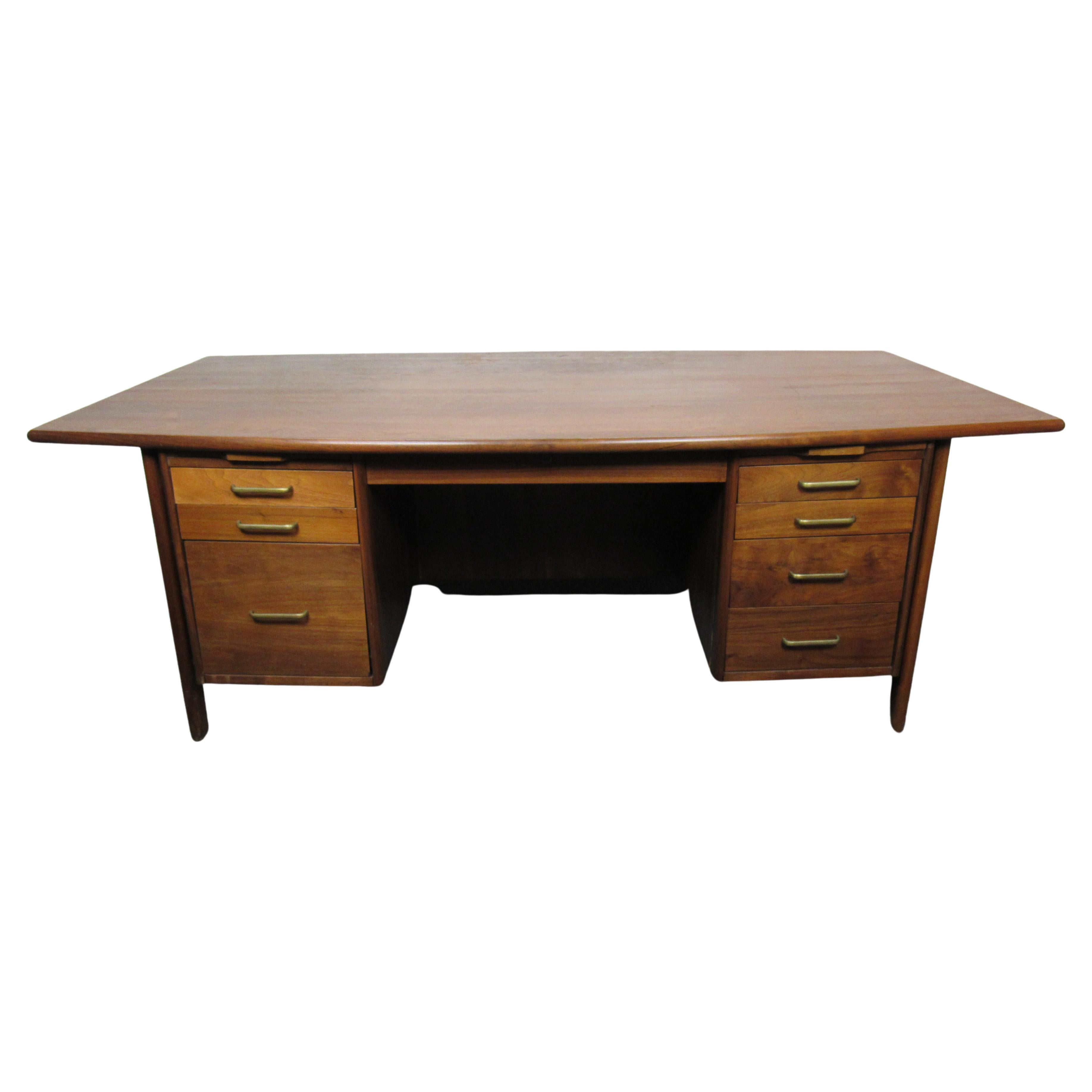 Vintage Mid Century Modern Curved Corner Desk at 1stDibs