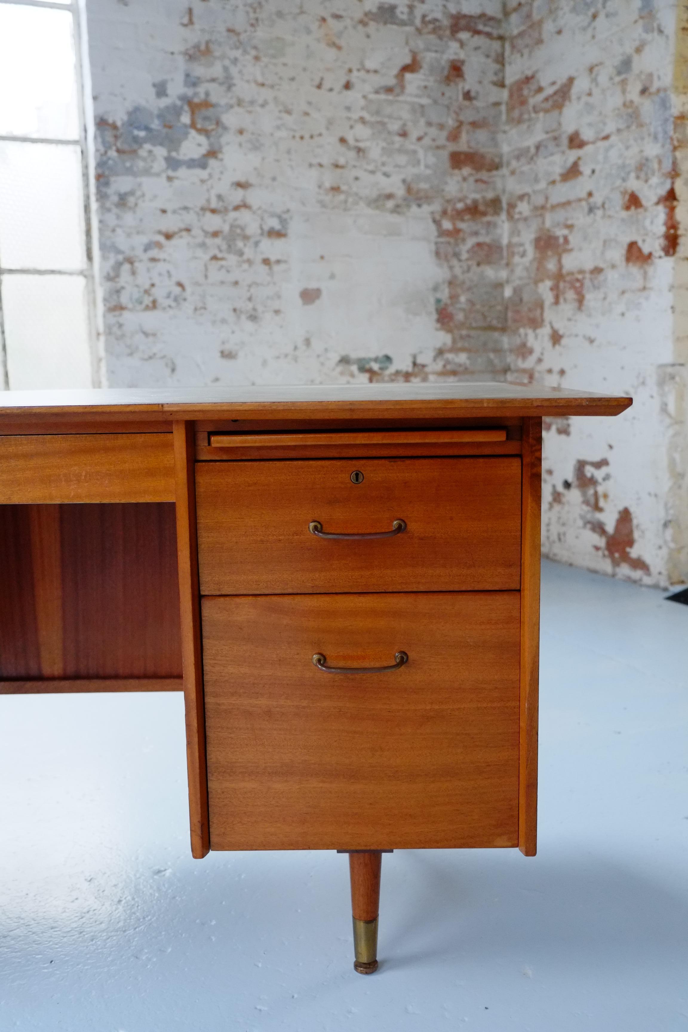 Large Mid Century Modern Desk with Curved Front and Brass Handles 50's 60's In Good Condition For Sale In Leicester, GB