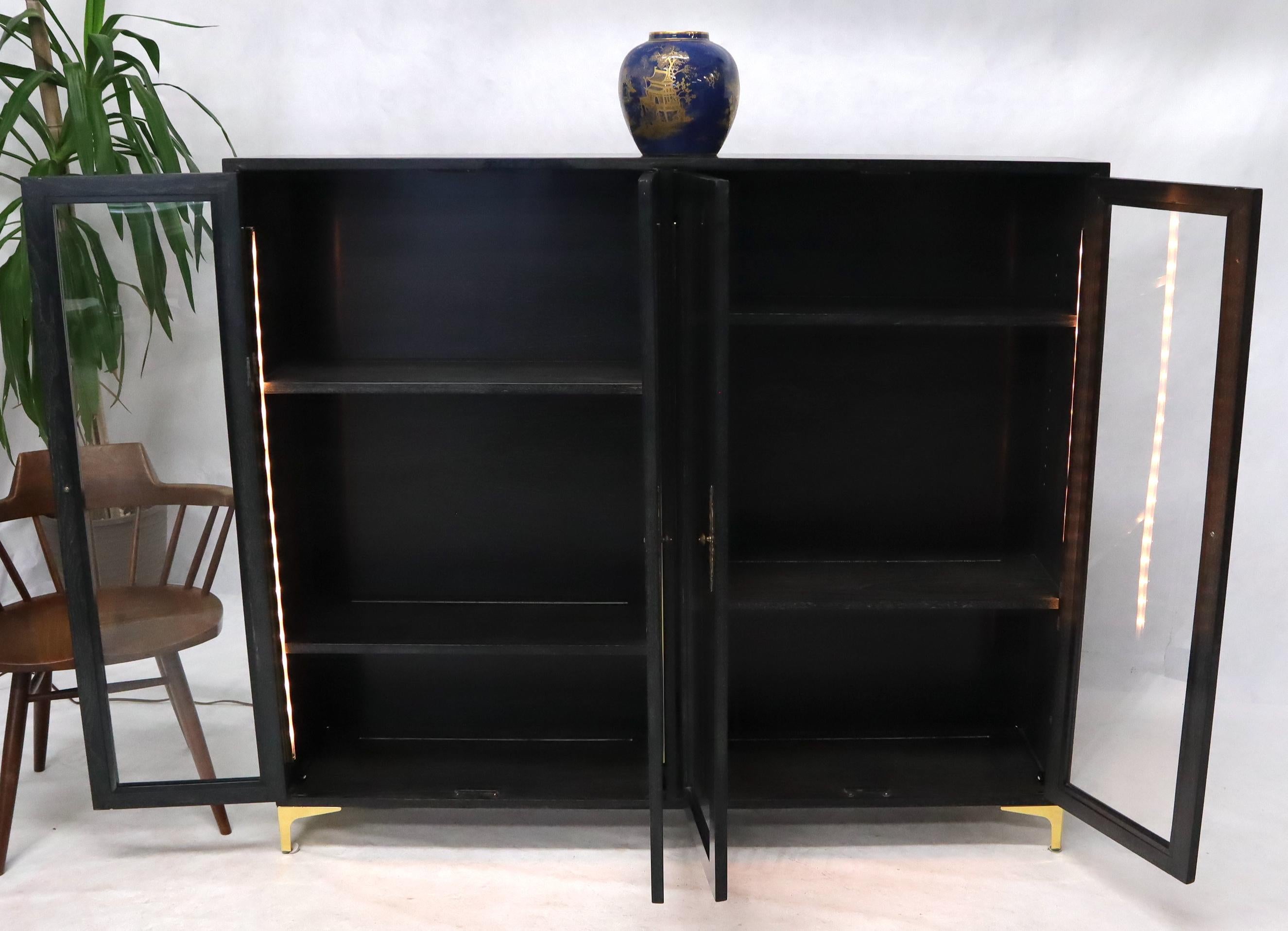 Large Mid-Century Modern Ebonized and Cerused Walnut Four Doors Bookcase In Good Condition For Sale In Rockaway, NJ