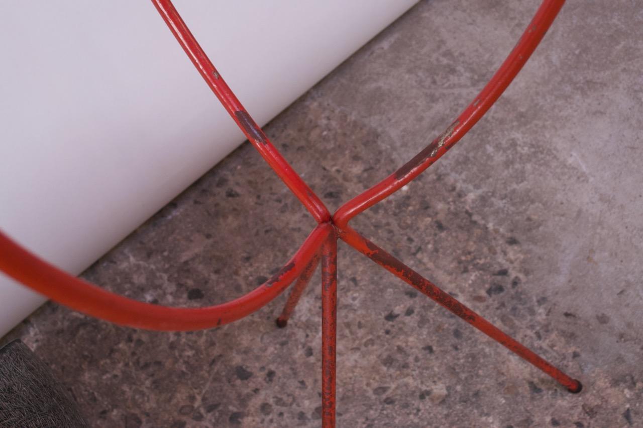 Large Mid-Century Modern Fiberglass and Painted Iron Tripod Planter by Kimball 7