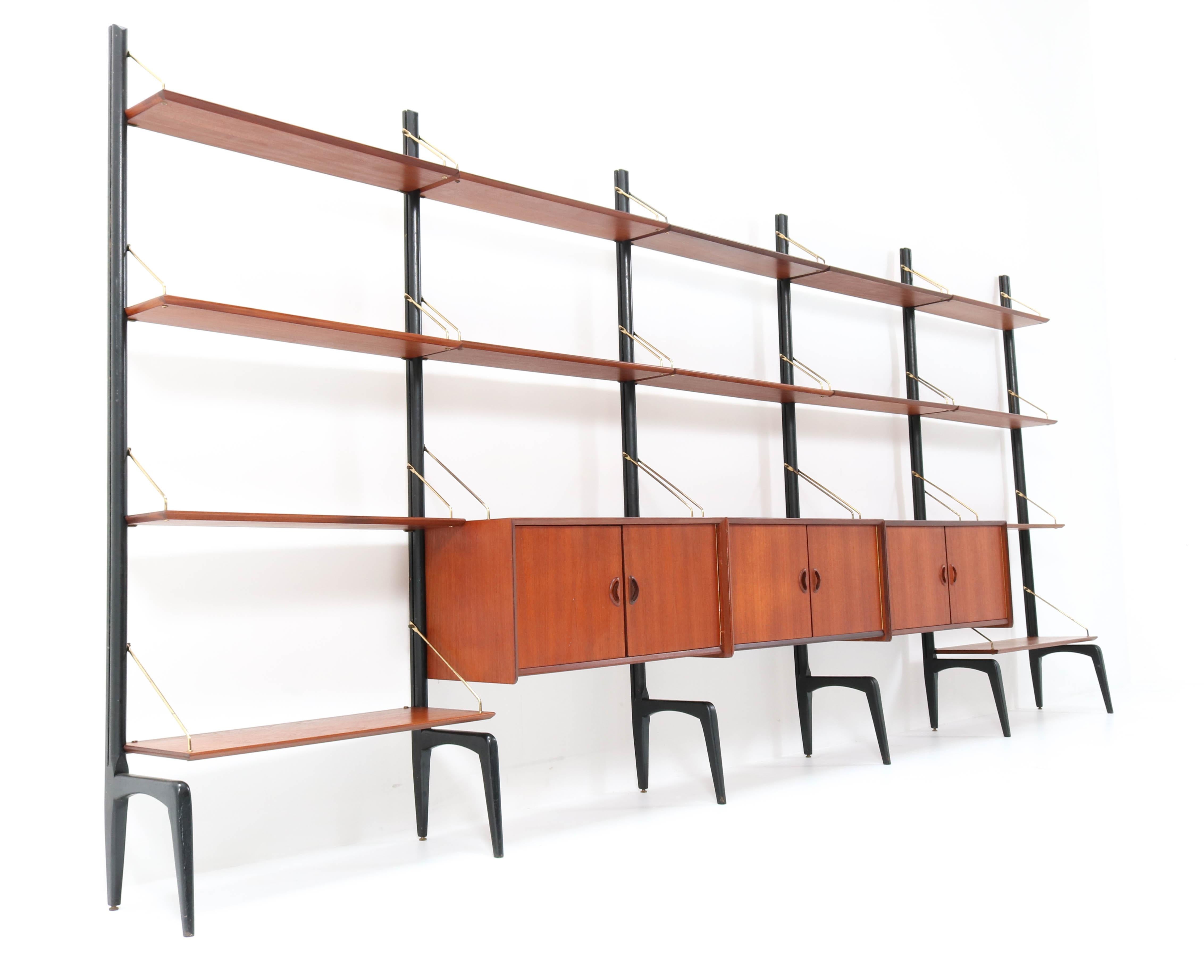 Large Mid-Century Modern Free Standing Wall Unit by Louis Van Teeffelen for WéBé In Good Condition In Amsterdam, NL