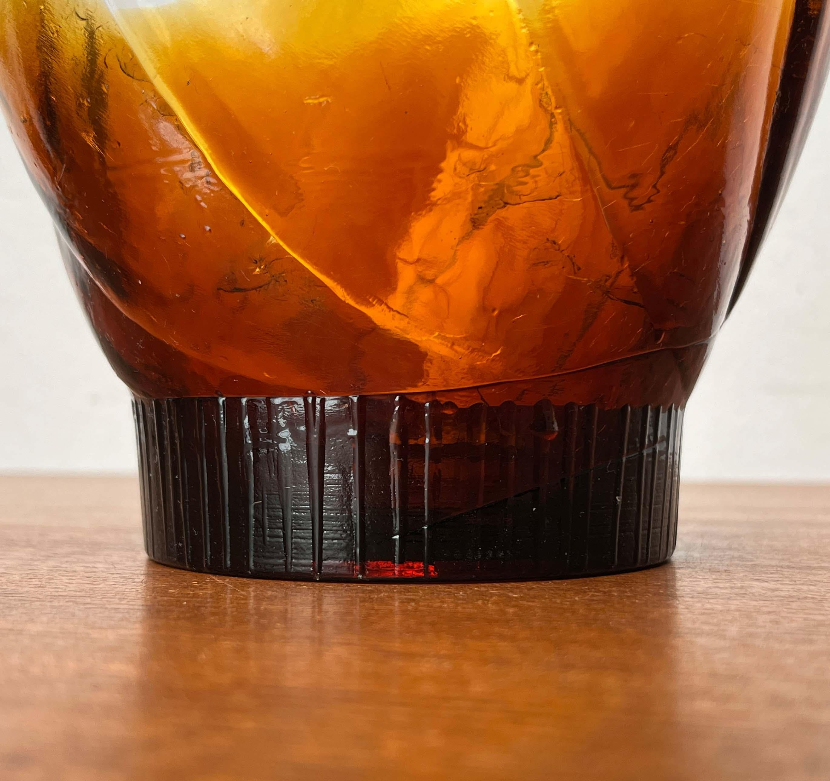 Gran cuenco de cristal moderno de mediados de siglo con diseño floral de Humppila, Finlandia en venta 1