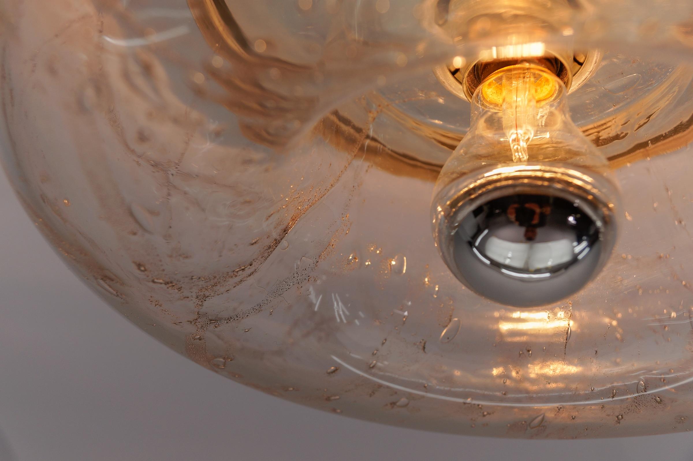 Grande lampe murale ou plafonnier Donut en verre moderne du milieu du siècle, Allemagne, années 1960 en vente 4