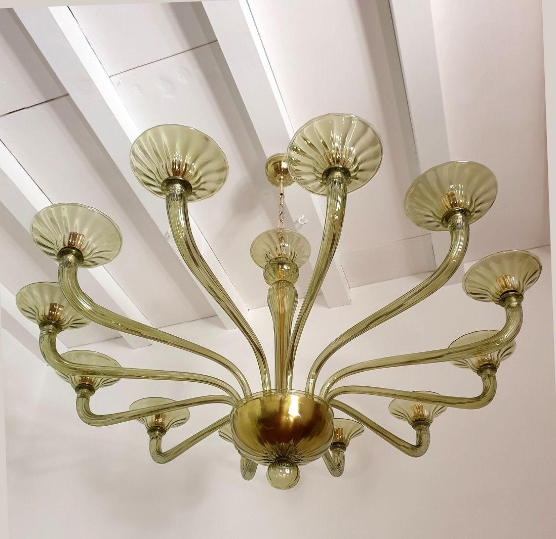 Late 20th Century Large Mid-Century Modern green Murano chandelier