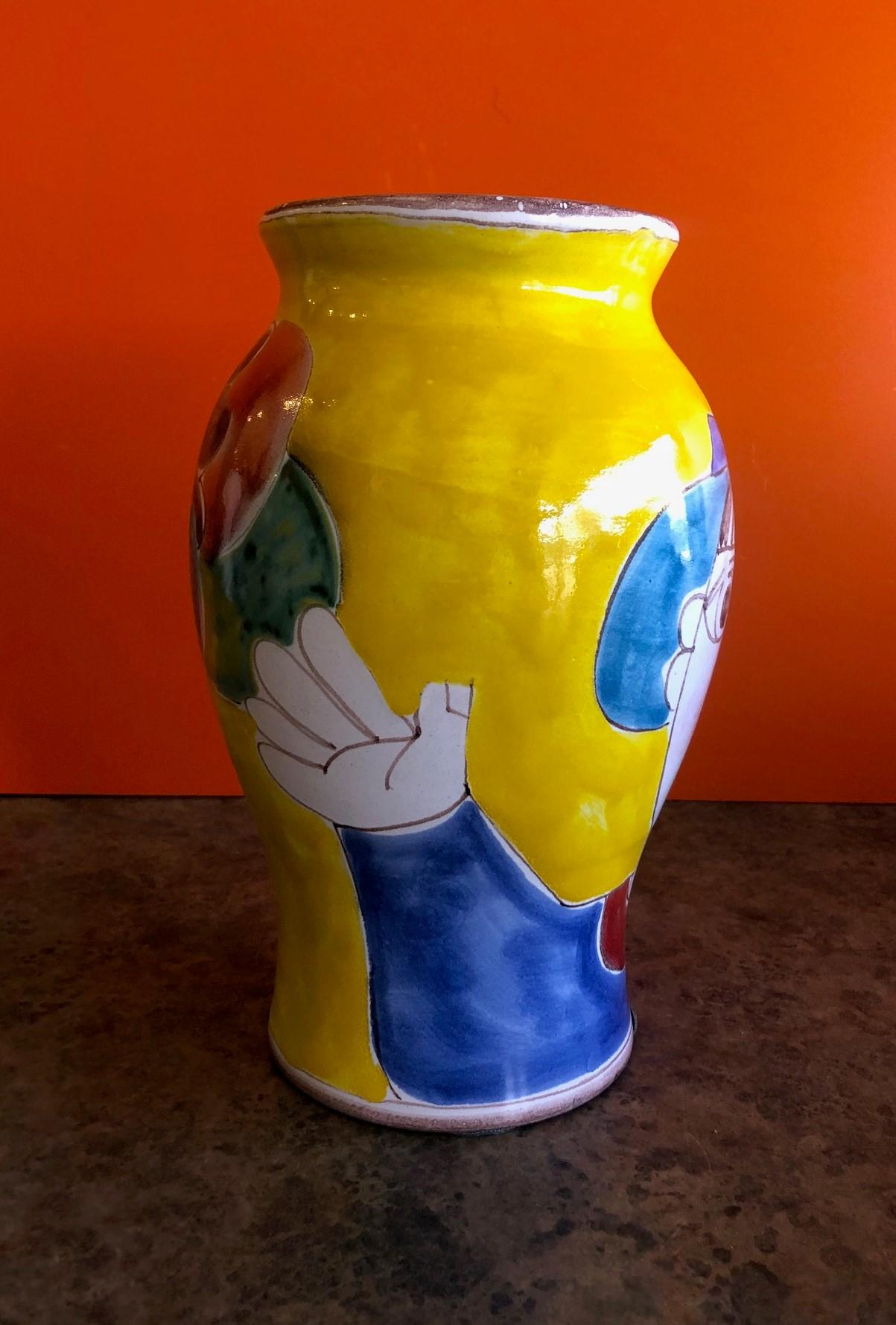 Mid-Century Modern Grand vase moderne du milieu du siècle peint à la main par Giovanni Desimone