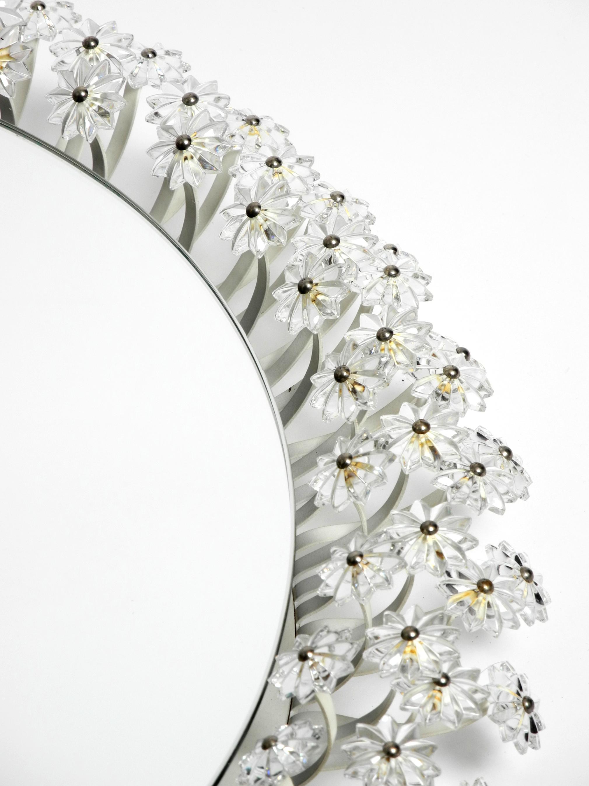 Grand miroir à fleurs éclairé, moderne du milieu du siècle, de Schöninger en vente 10