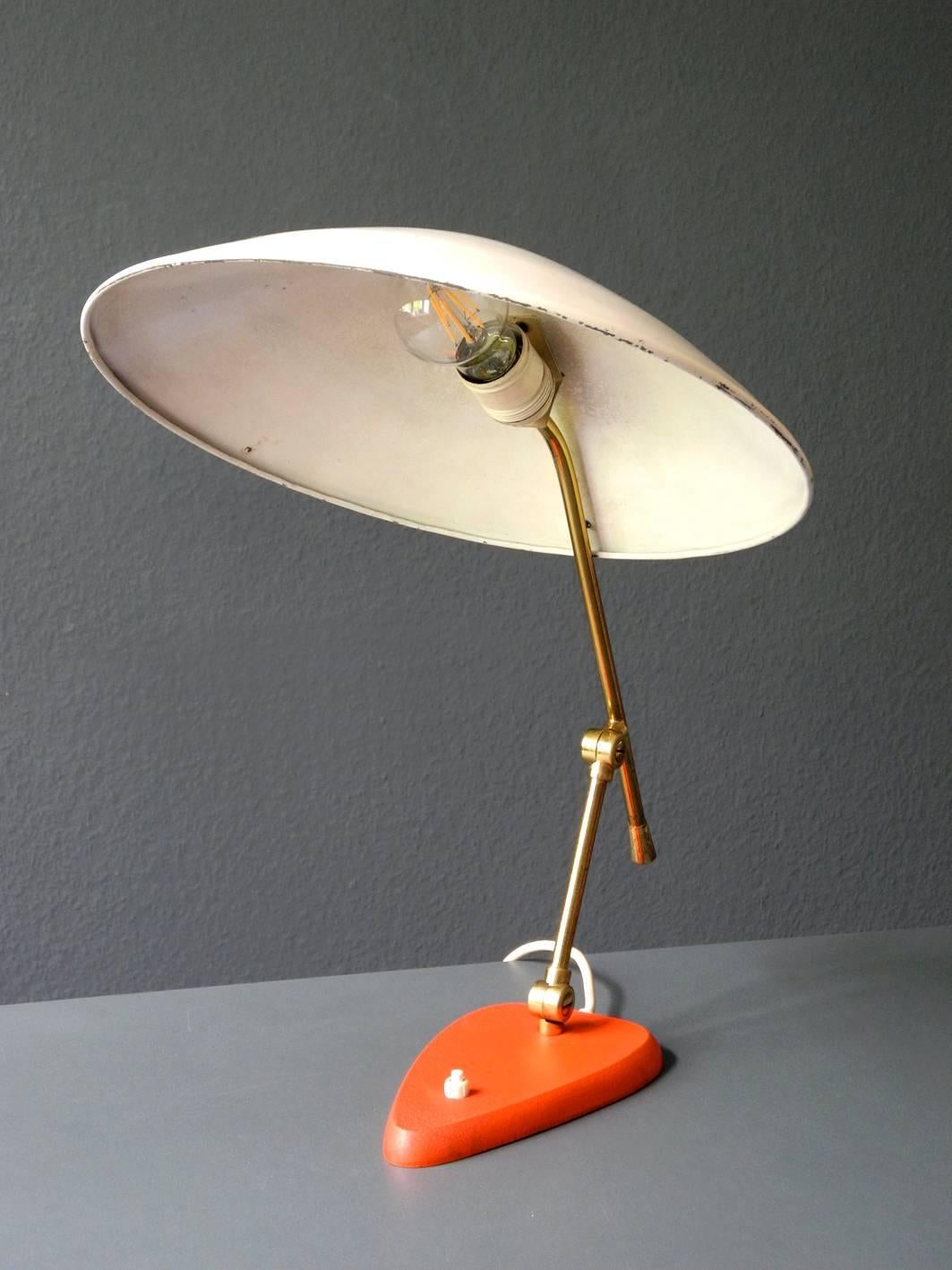 Mid-20th Century Large Mid-Century Modern Italian Metal Table Lamp with Two Joints For Sale