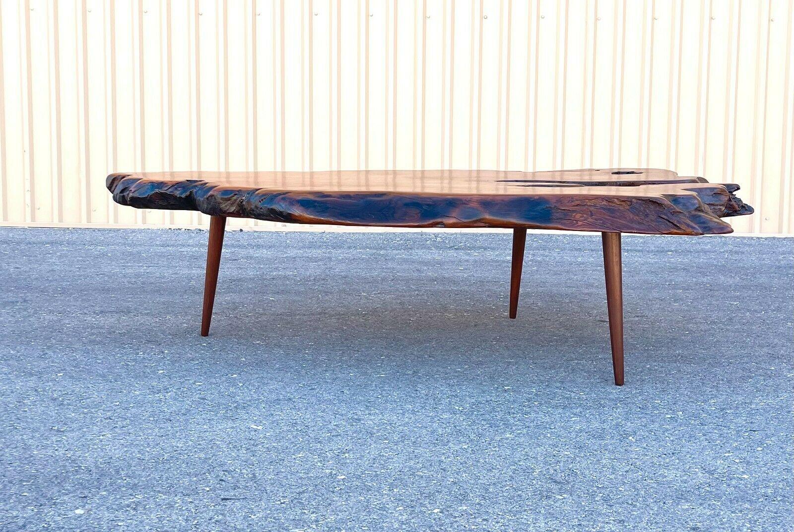 Large Mid Century Modern Live Edge Burl Wood/ Burlwood Coffee Table In Excellent Condition In Las Vegas, NV