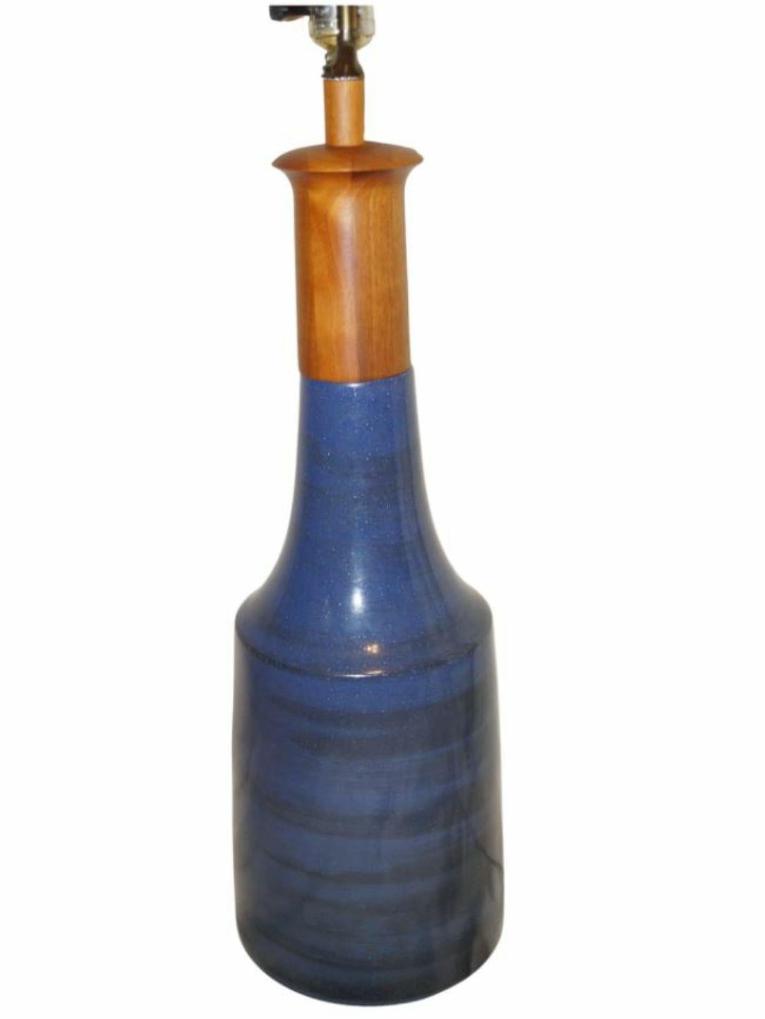 Grande lampada da tavolo in teak con gres di Marshall Studios del Mid Century Modern 1950 in vendita 3
