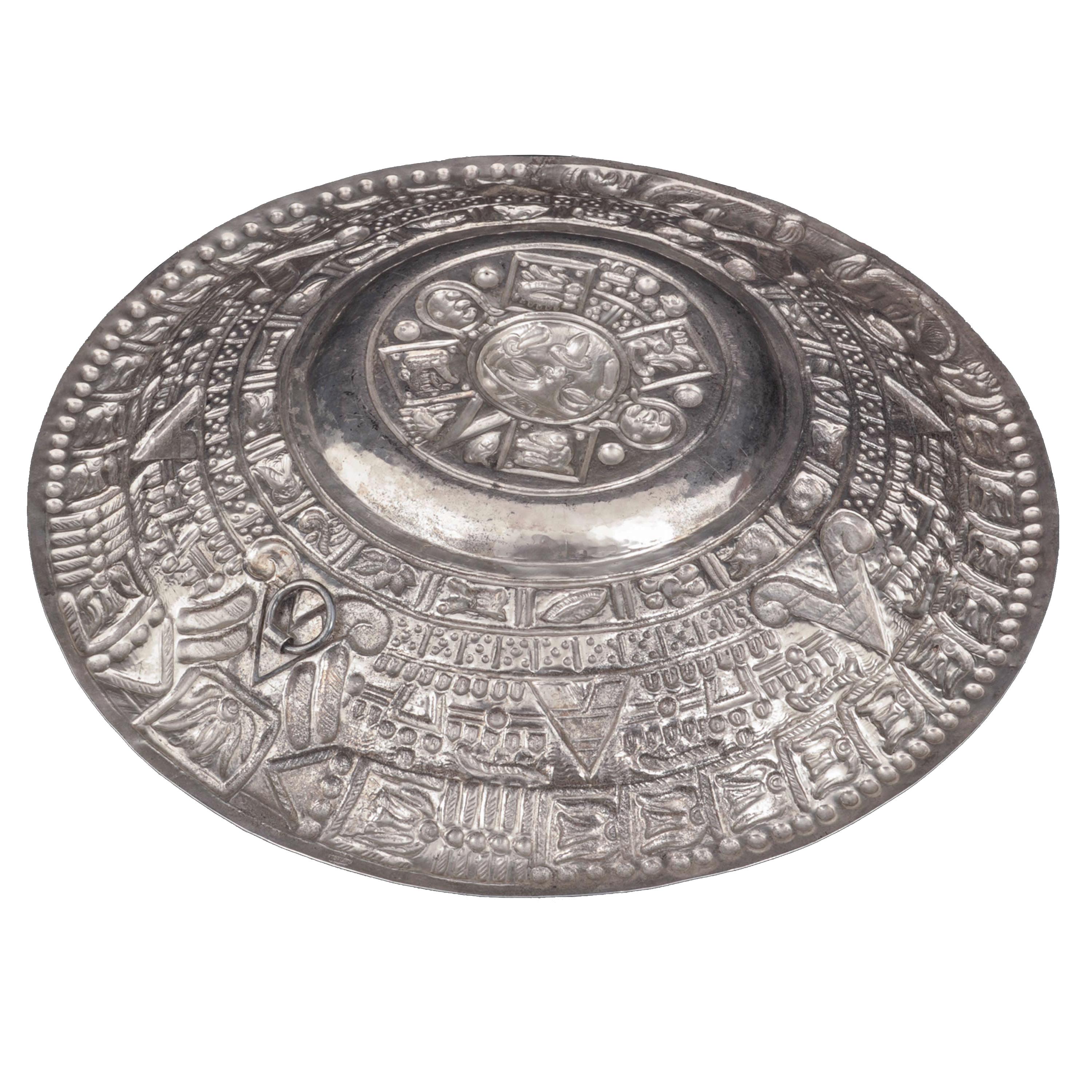Large Mid-Century Modern Mexican Sterling Silver Aztec Calendar Wall Charger For Sale 1