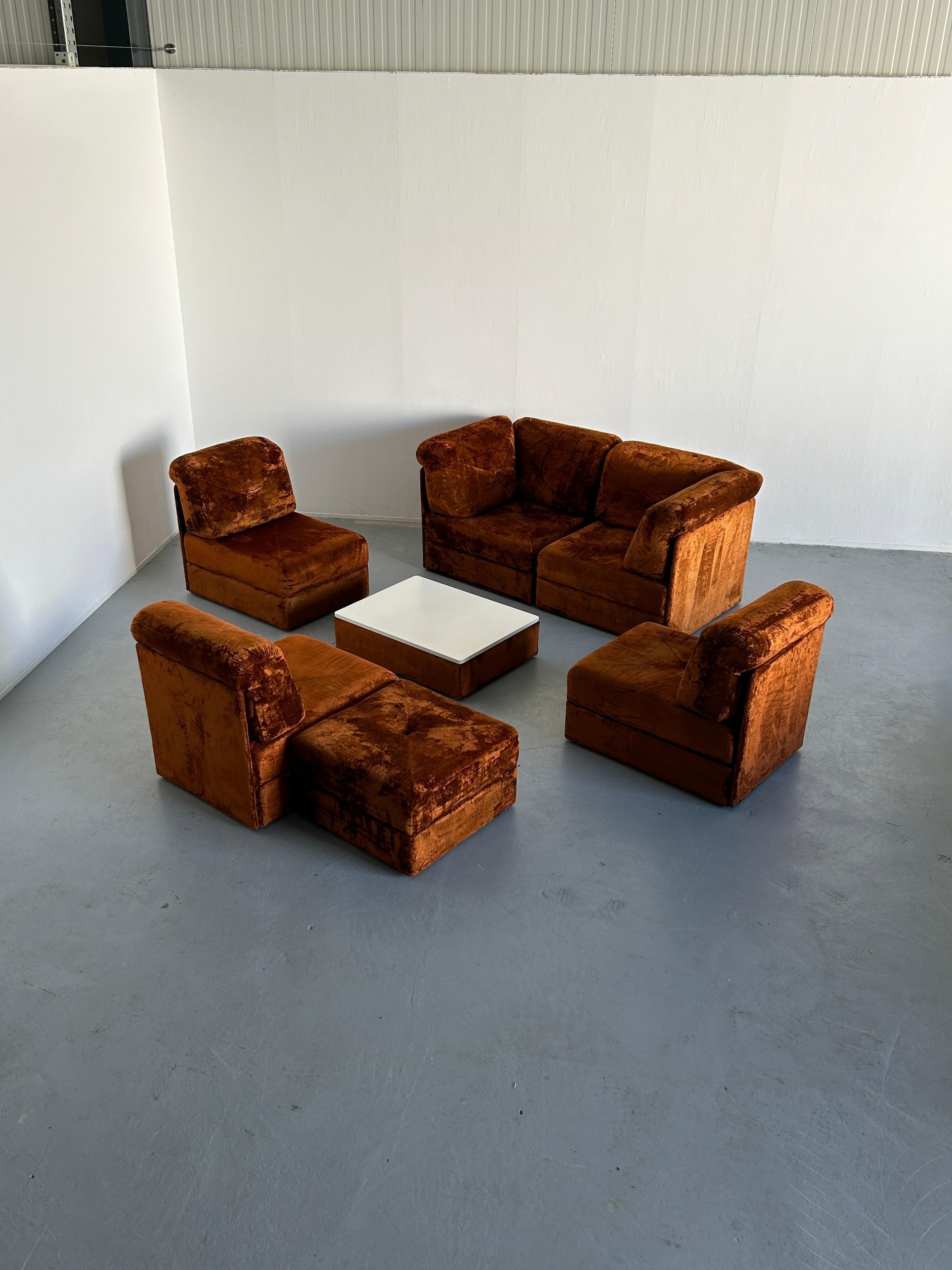 1970s sofa styles