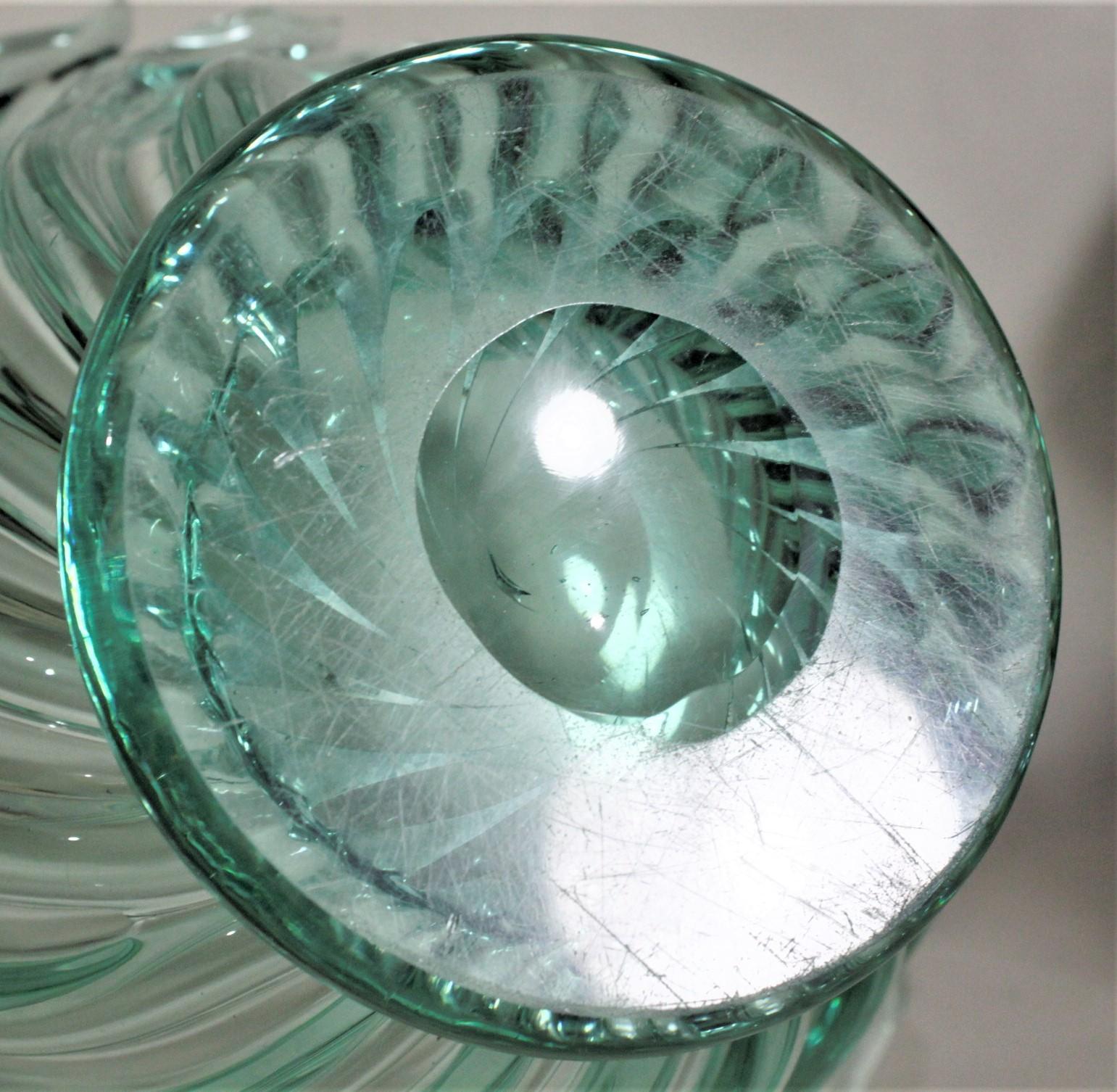 Mid-Century Modern Murano Green Art Glass Swirled Bowl Barovier Attributed For Sale 1